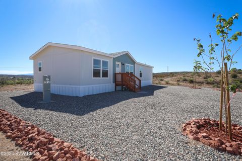 2253 E Liberty Tr Rimrock AZ 86335