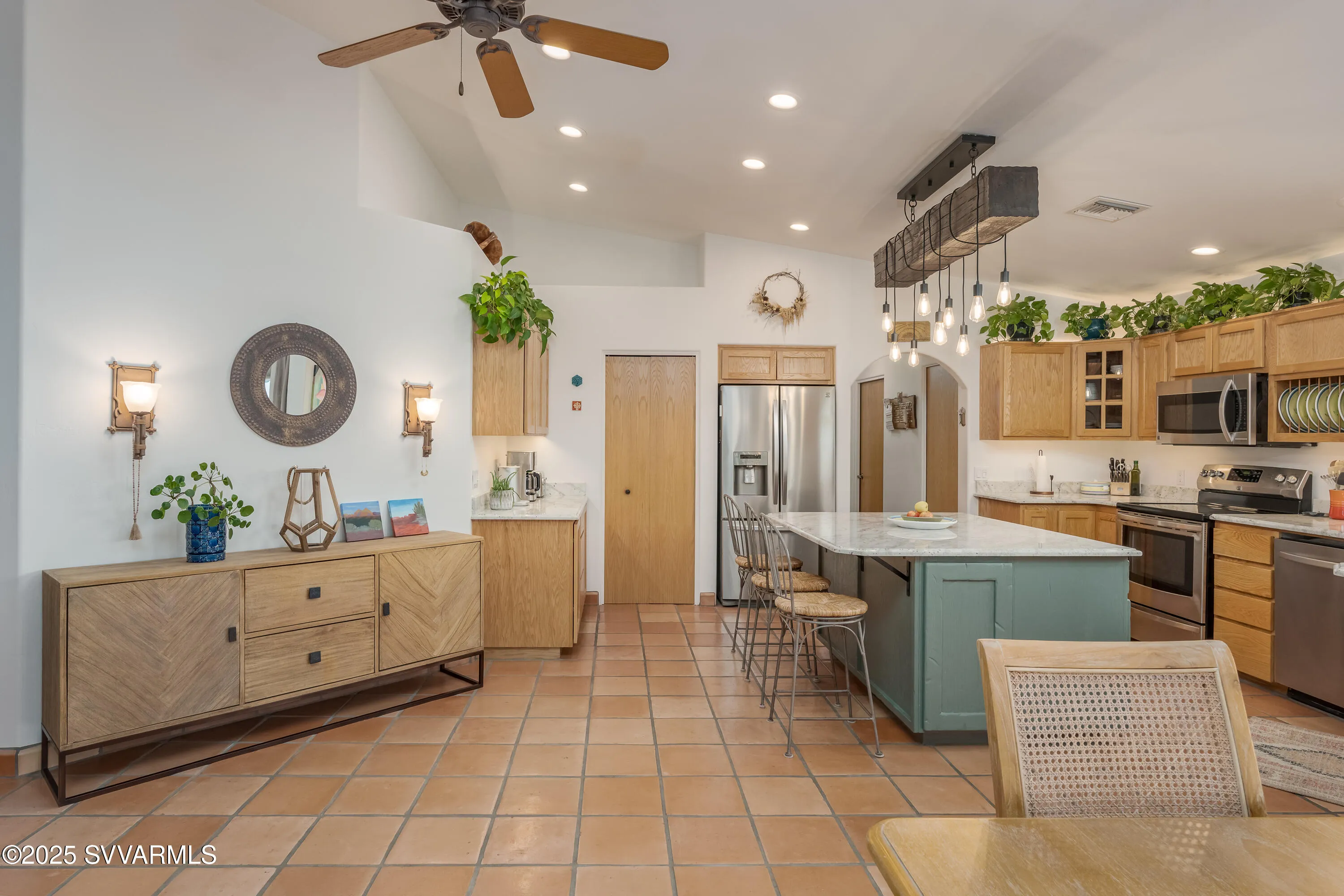 Rimrock, Arizona 86335, United States, 3 Bedrooms Bedrooms, ,3 BathroomsBathrooms,Residential,Pending,100195