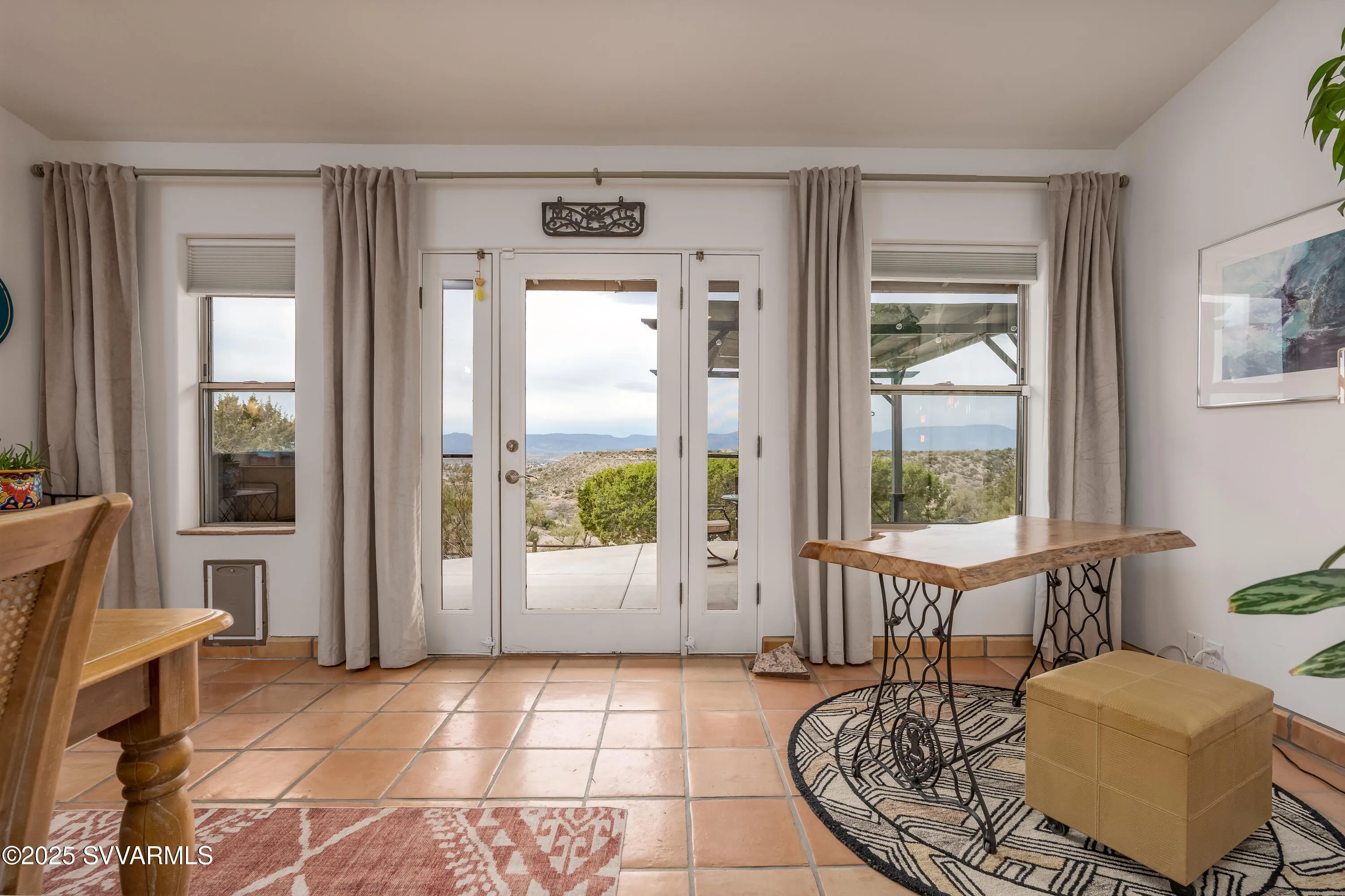 Rimrock, Arizona 86335, United States, 3 Bedrooms Bedrooms, ,3 BathroomsBathrooms,Residential,Pending,100195