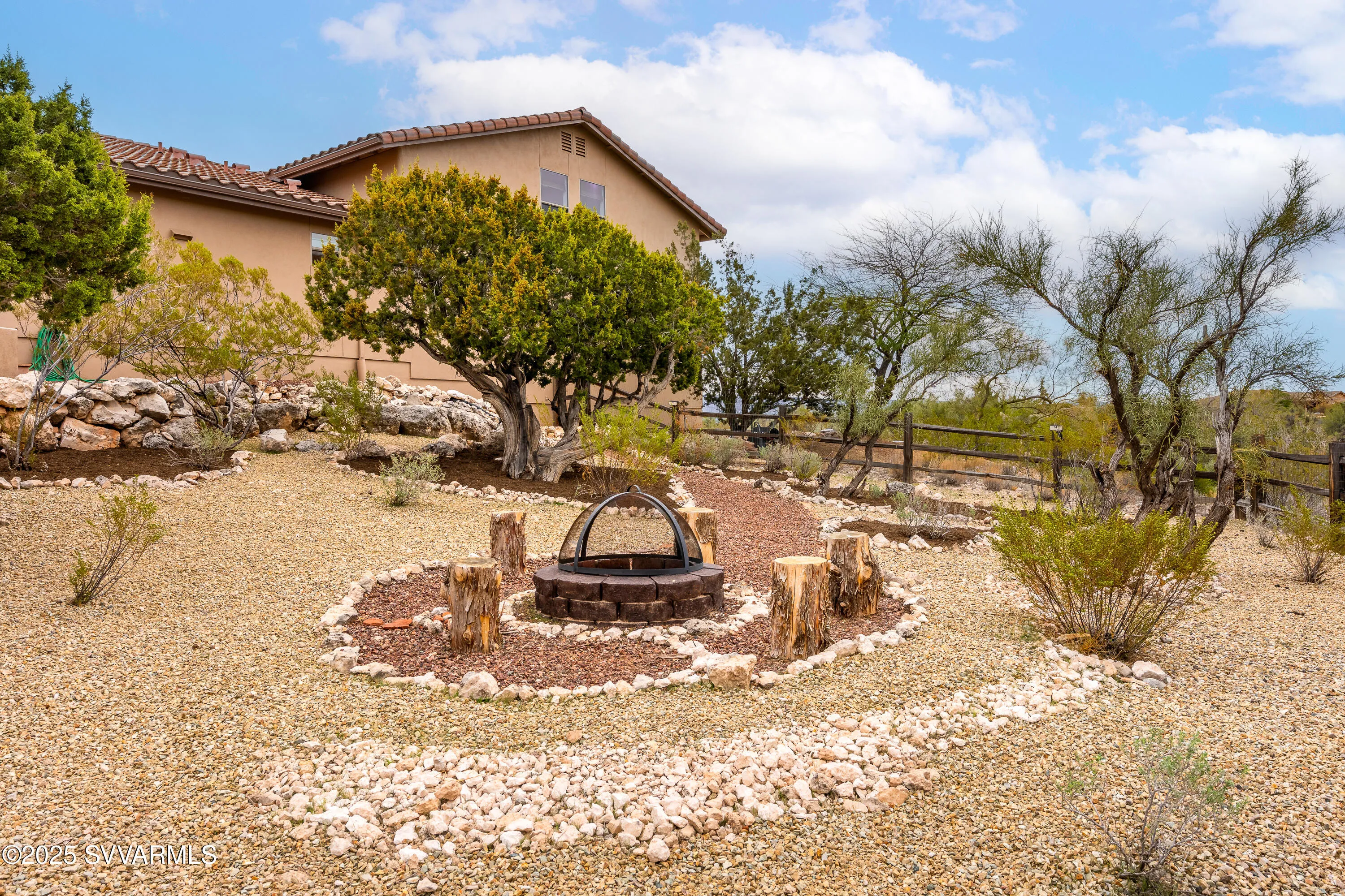 Rimrock, Arizona 86335, United States, 3 Bedrooms Bedrooms, ,3 BathroomsBathrooms,Residential,Pending,100195