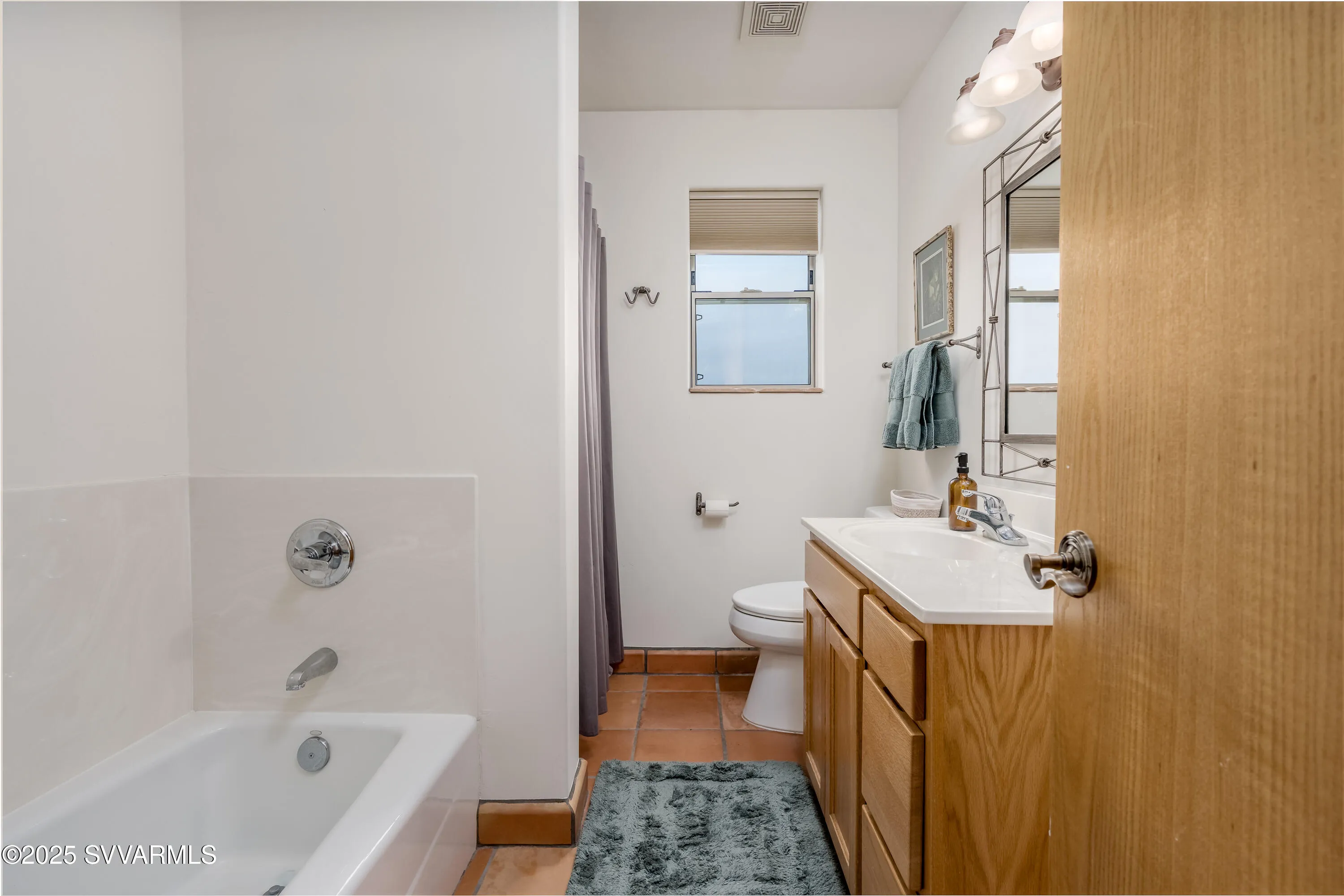 Rimrock, Arizona 86335, United States, 3 Bedrooms Bedrooms, ,3 BathroomsBathrooms,Residential,Pending,100195