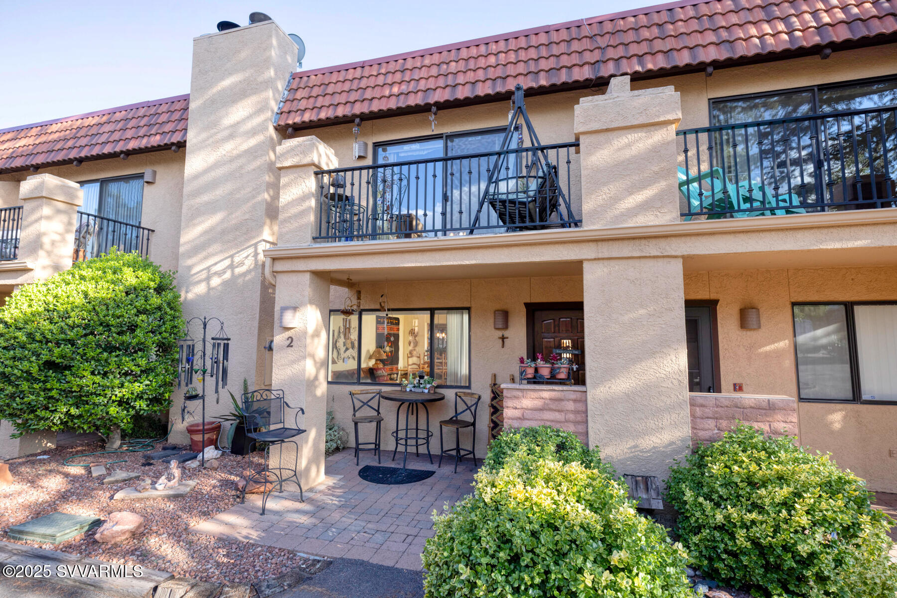 155 Canyon Diablo Rd 2