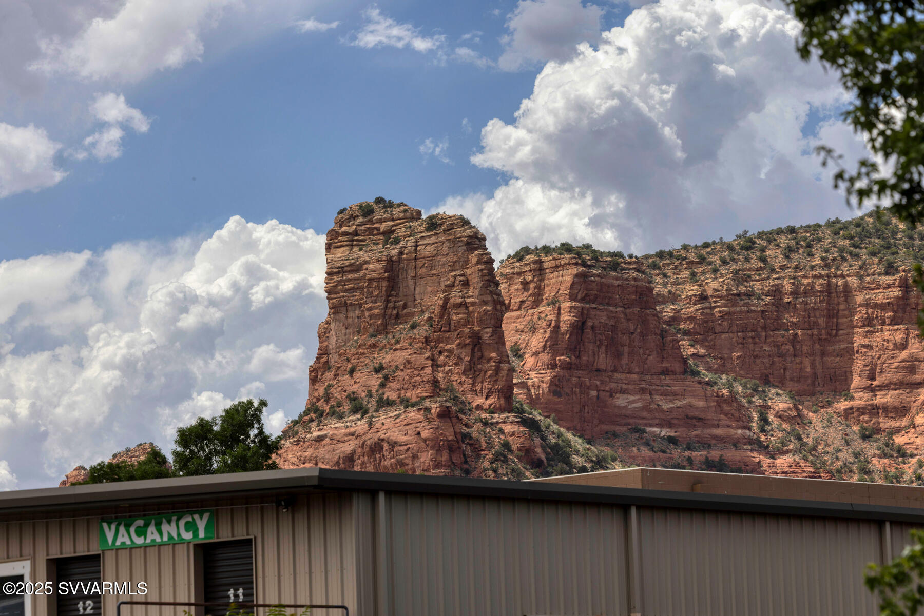 155 Canyon Diablo Rd 2