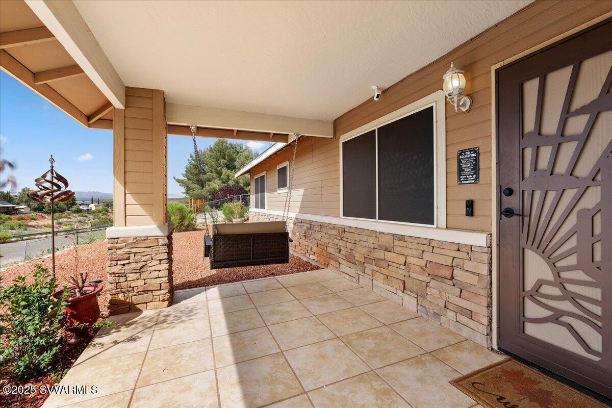 2713 S Rio Verde Drive