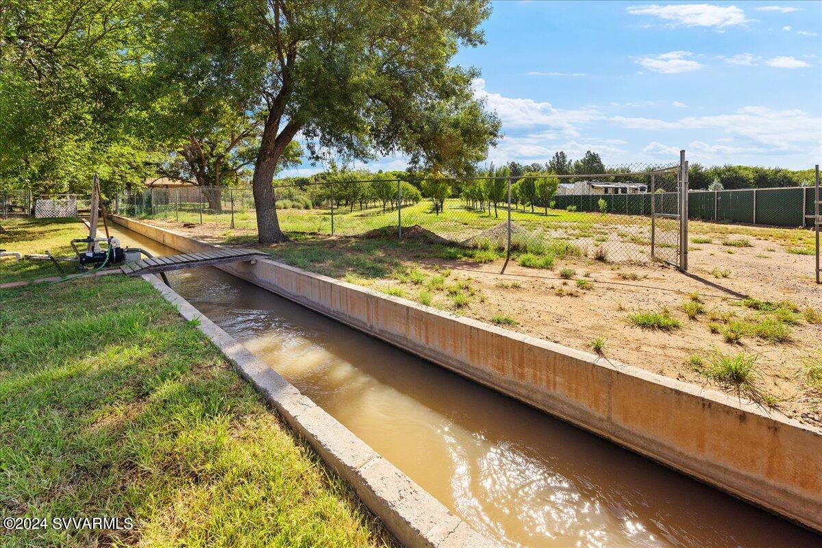 1496 W Horseshoe Bend Drive