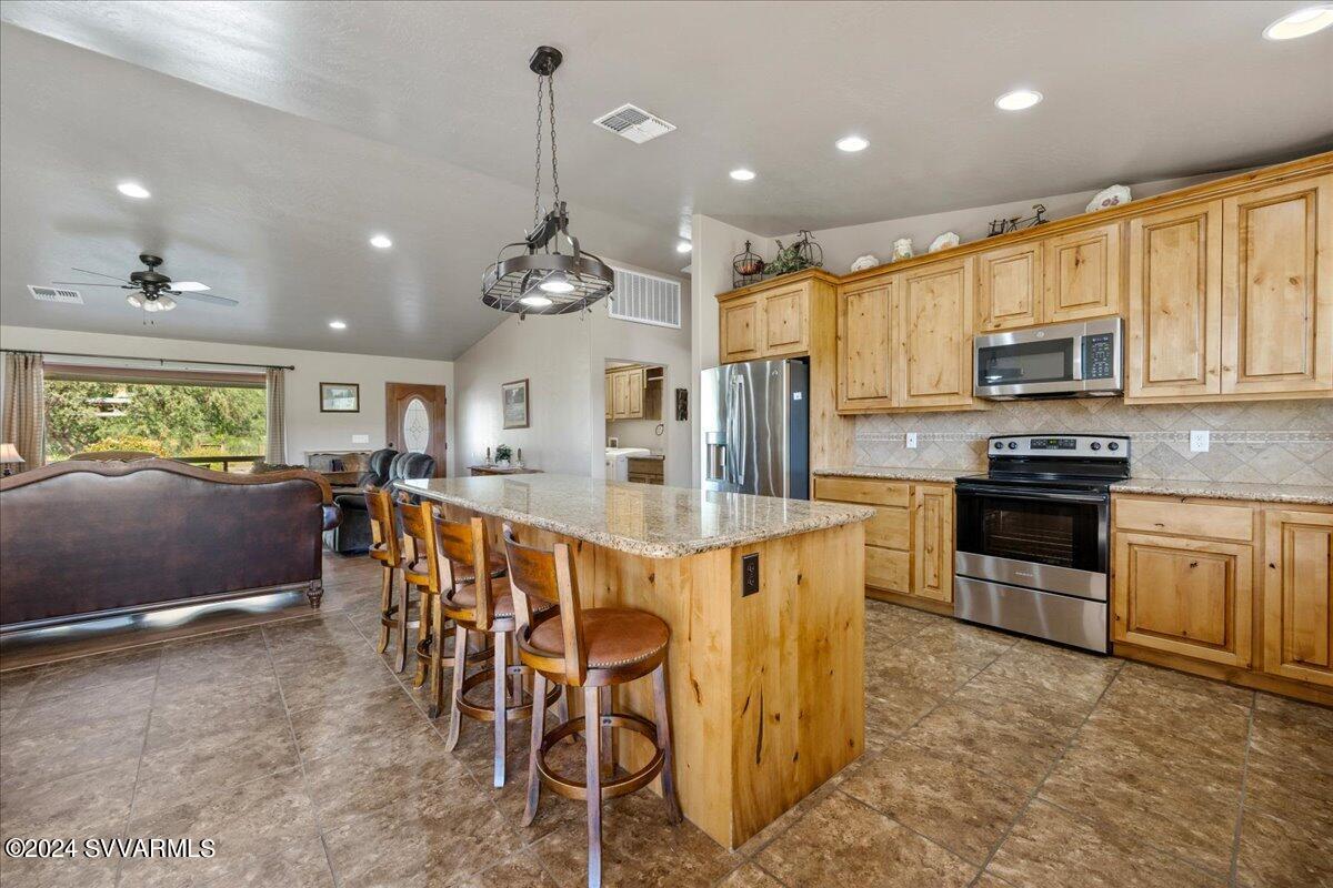 1496 W Horseshoe Bend Drive