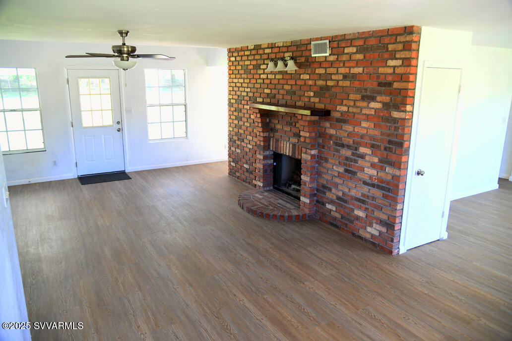 315 W Hereford Drive