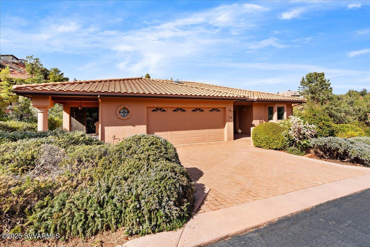 310 Les Springs Drive
