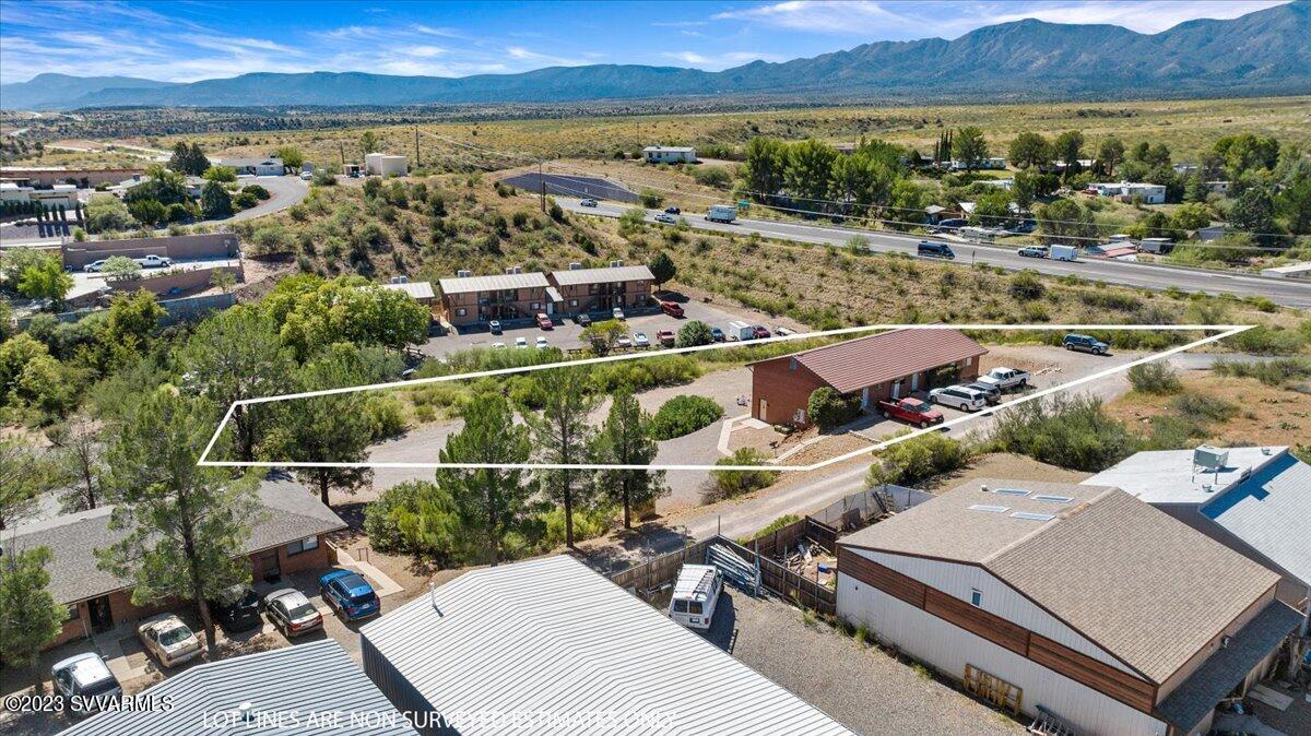 4252-4278b E Canyon Tr