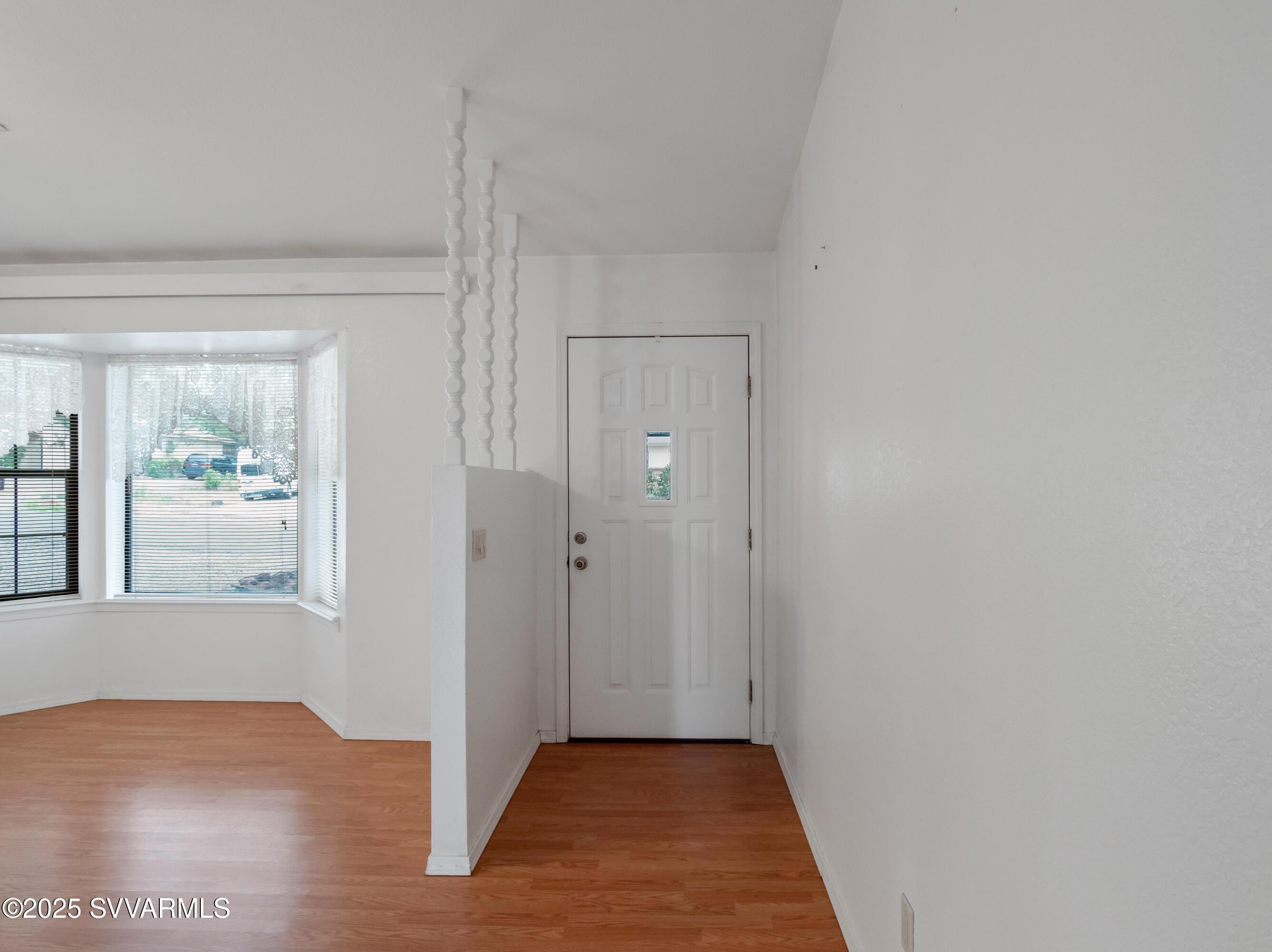 4027 Sabino Tr