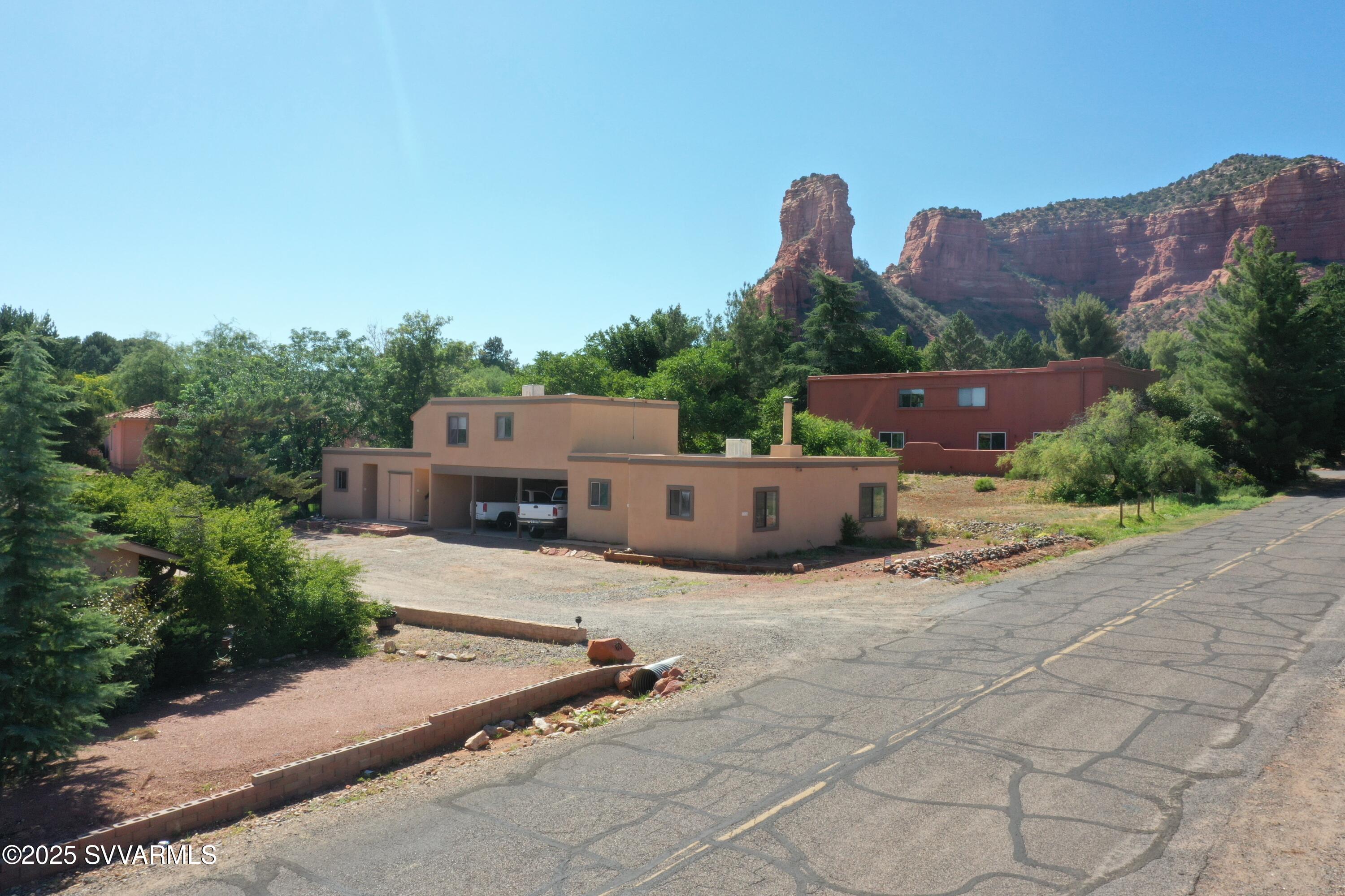 140 Sugarloaf St