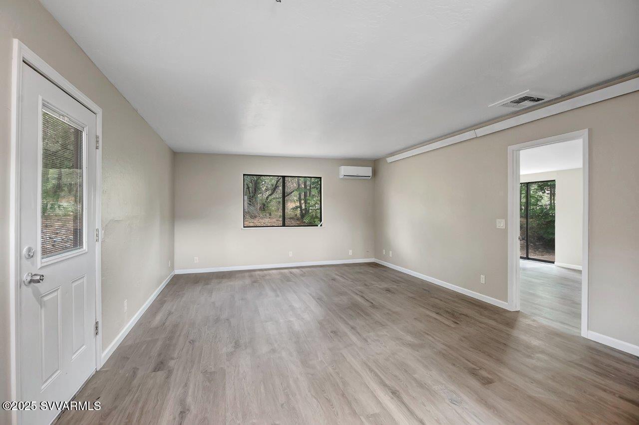 140 Sugarloaf St