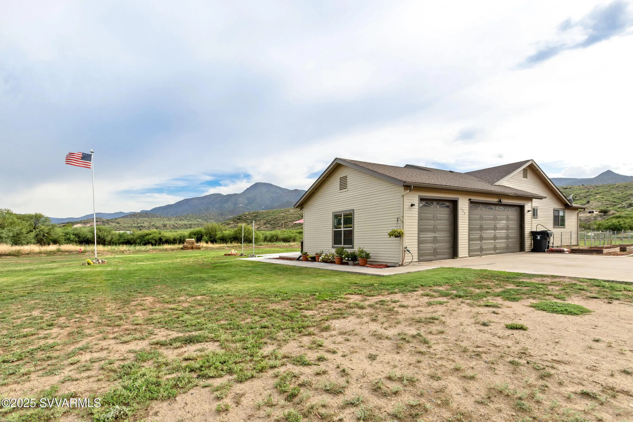 Camp Verde, Arizona 86322, United States, 3 Bedrooms Bedrooms, ,2 BathroomsBathrooms,Residential,Active,179737
