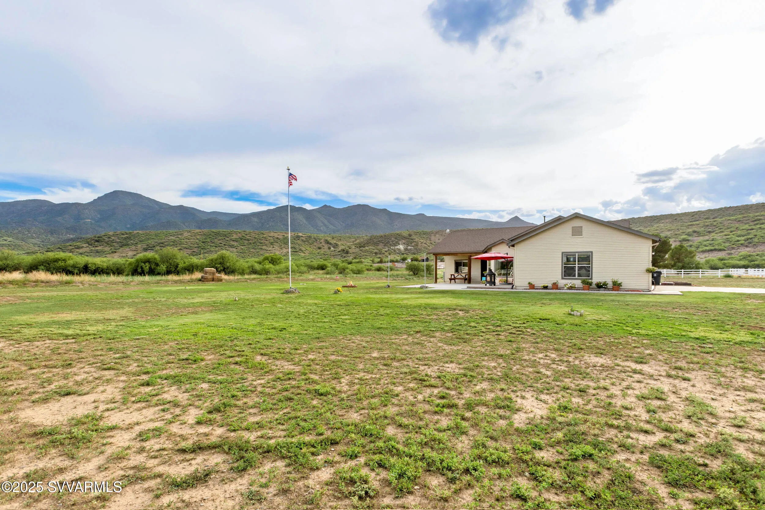 Camp Verde, Arizona 86322, United States, 3 Bedrooms Bedrooms, ,2 BathroomsBathrooms,Residential,Active,179737