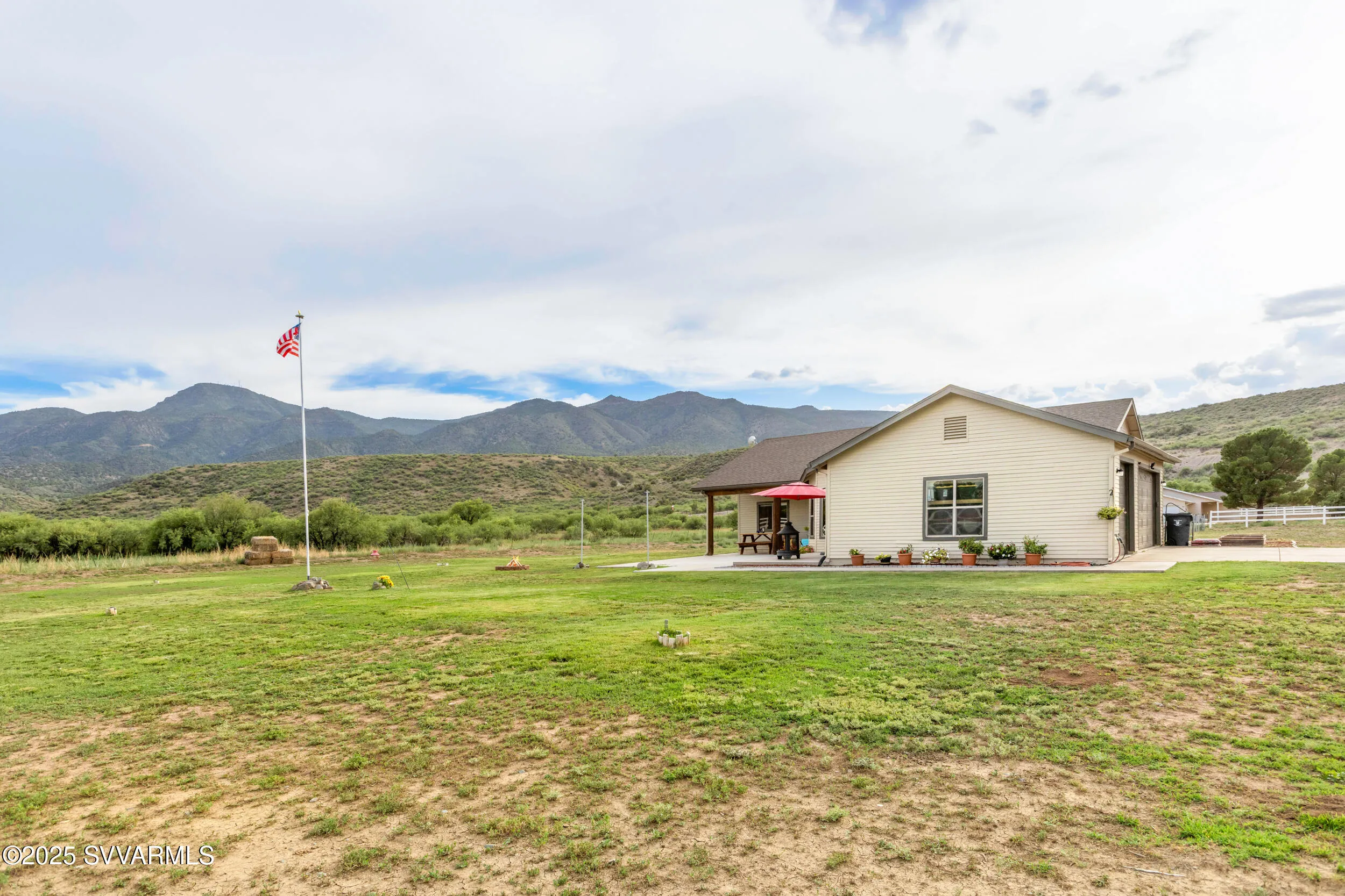 Camp Verde, Arizona 86322, United States, 3 Bedrooms Bedrooms, ,2 BathroomsBathrooms,Residential,Active,179737