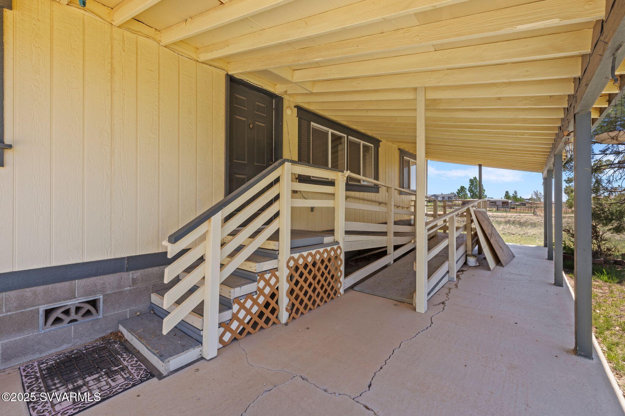 25160 N Larita Rd