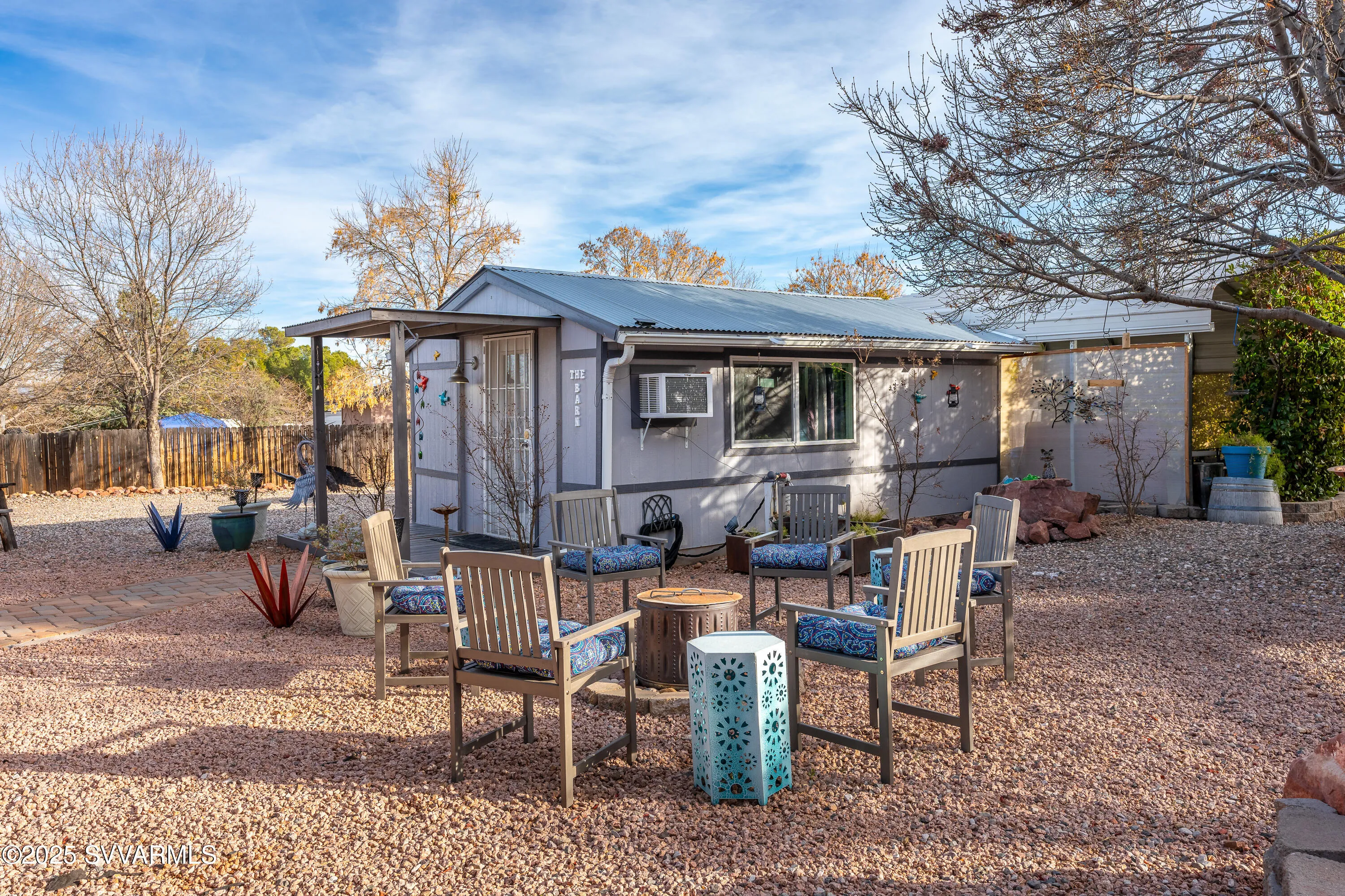 Cottonwood, Arizona 86326, United States, 6 Bedrooms Bedrooms, ,4 BathroomsBathrooms,Residential,Pending,11802