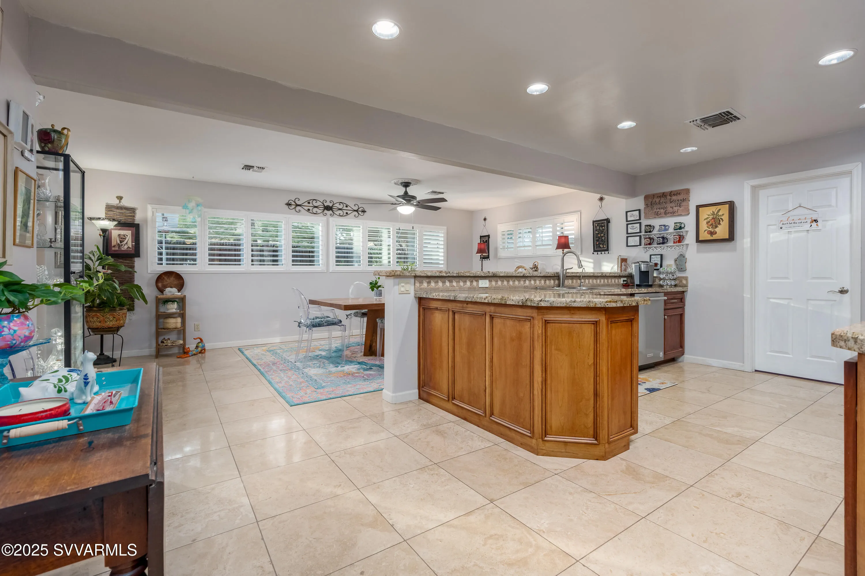 Cottonwood, Arizona 86326, United States, 6 Bedrooms Bedrooms, ,4 BathroomsBathrooms,Residential,Pending,11802