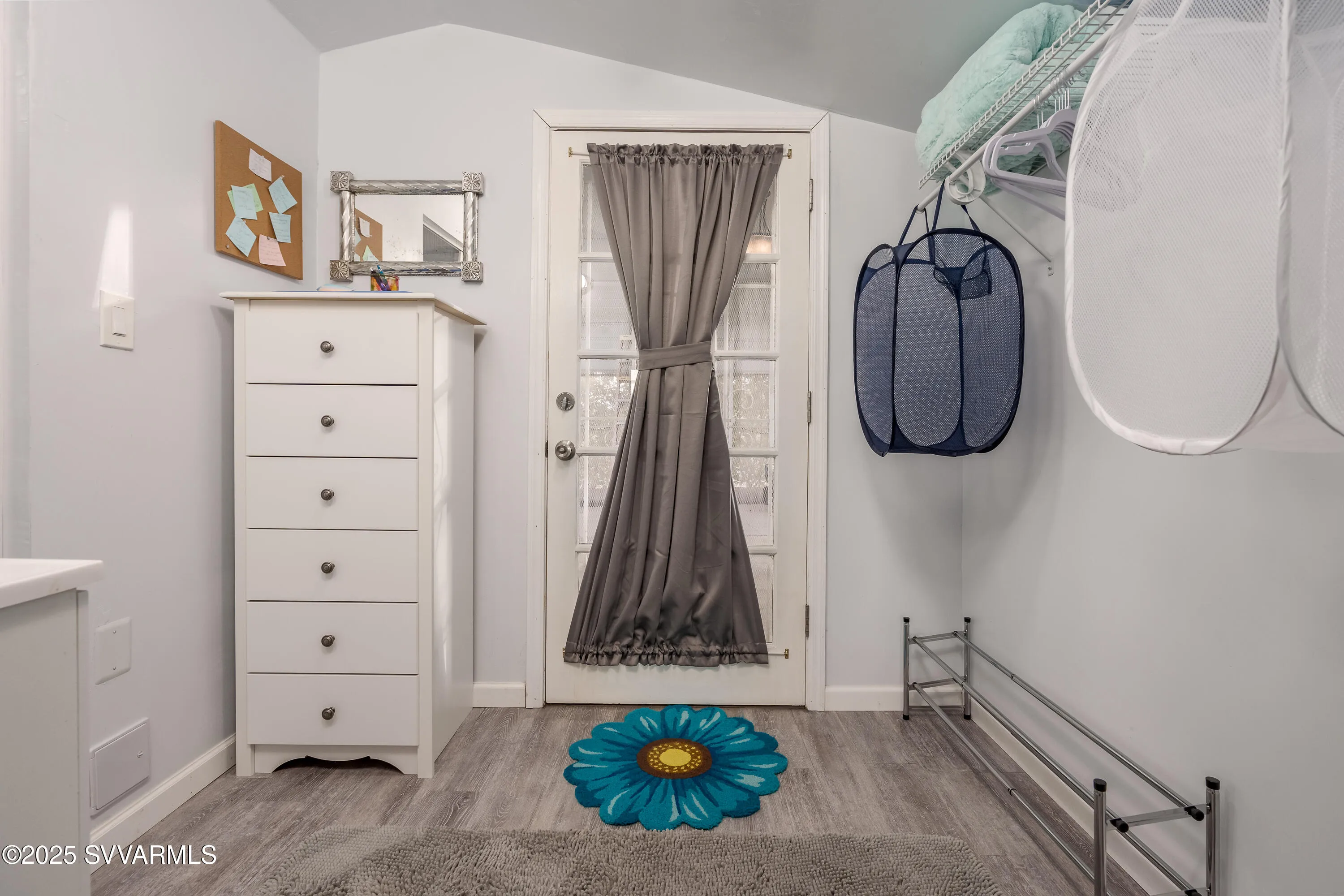 Cottonwood, Arizona 86326, United States, 6 Bedrooms Bedrooms, ,4 BathroomsBathrooms,Residential,Pending,11802