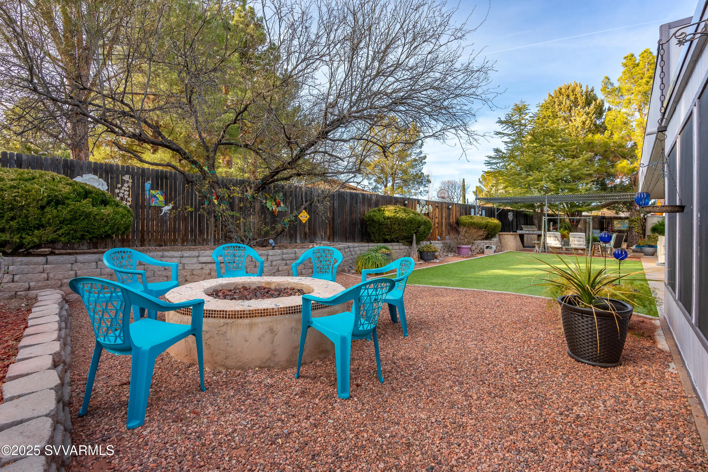 Cottonwood, Arizona 86326, United States, 6 Bedrooms Bedrooms, ,4 BathroomsBathrooms,Residential,Pending,11802