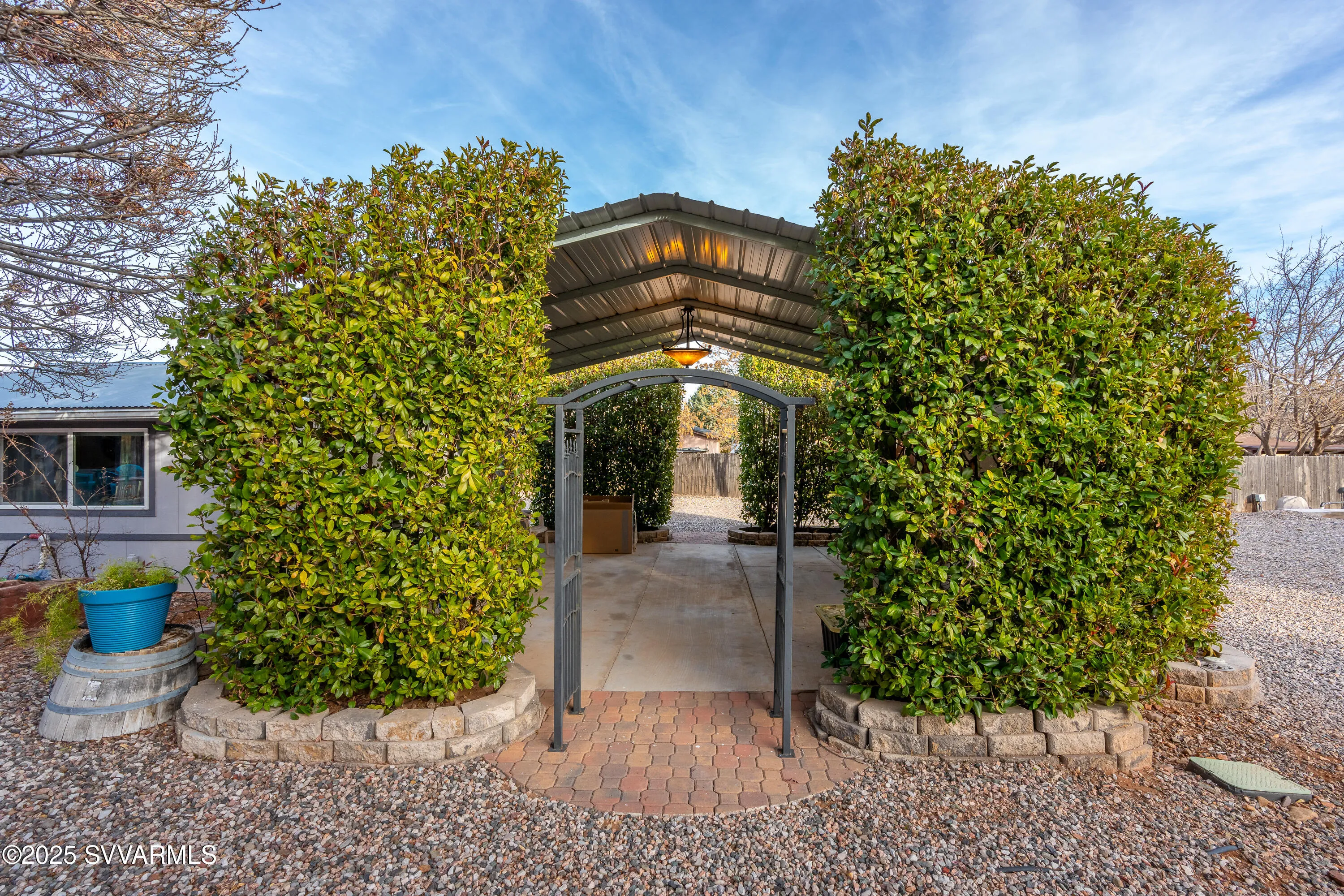 Cottonwood, Arizona 86326, United States, 6 Bedrooms Bedrooms, ,4 BathroomsBathrooms,Residential,Pending,11802