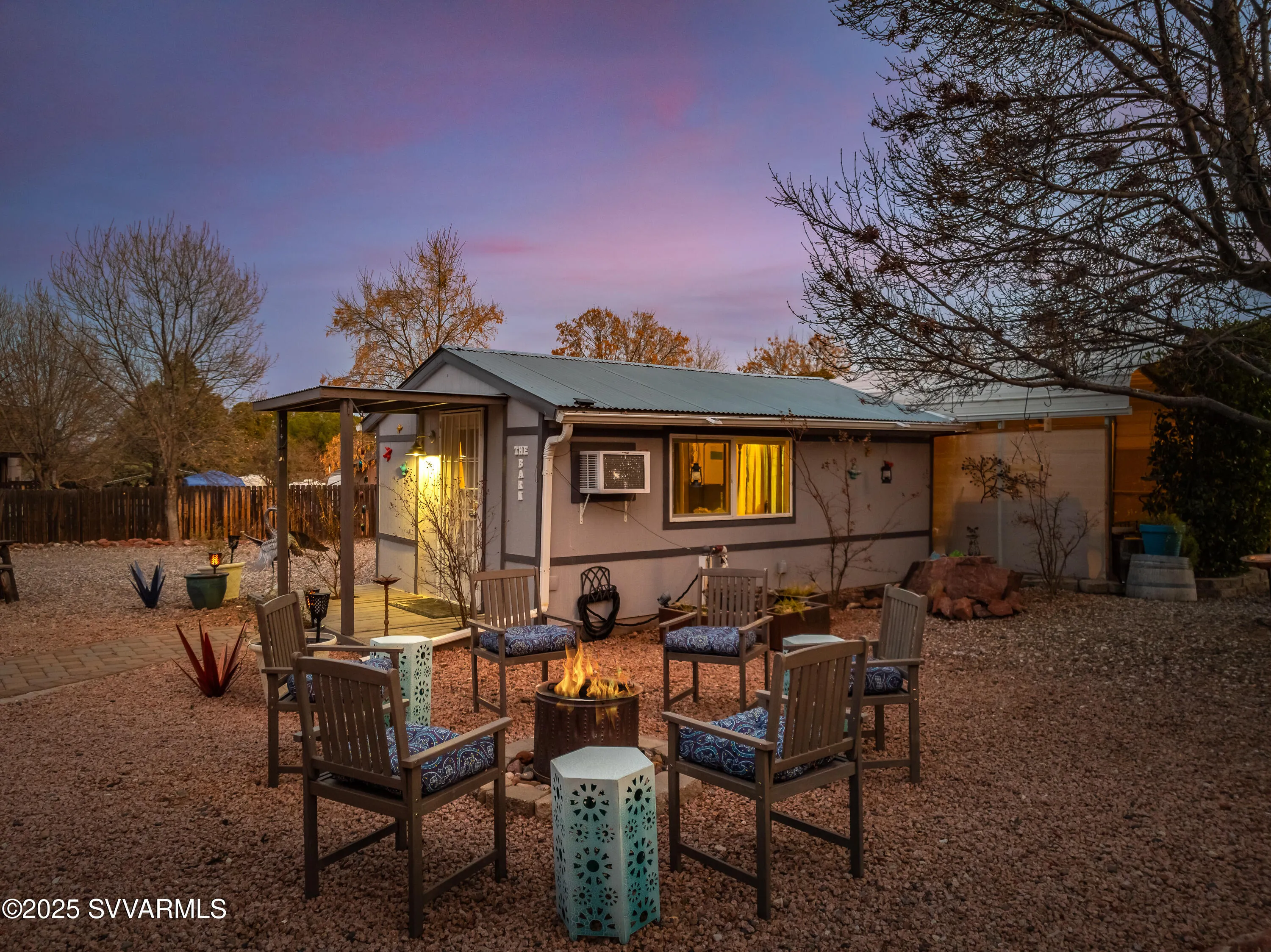 Cottonwood, Arizona 86326, United States, 6 Bedrooms Bedrooms, ,4 BathroomsBathrooms,Residential,Pending,11802