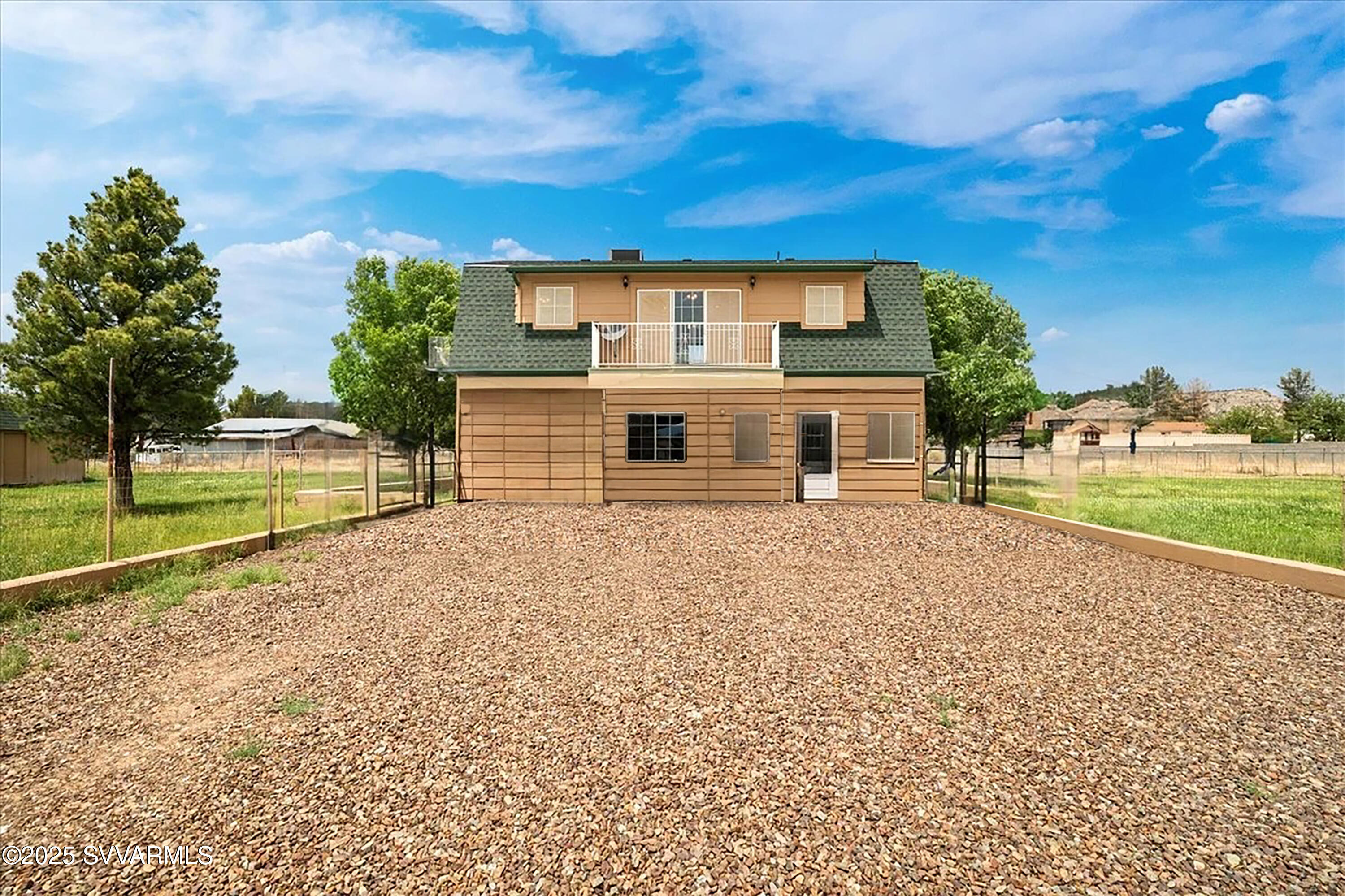 3836 W Center Lane
