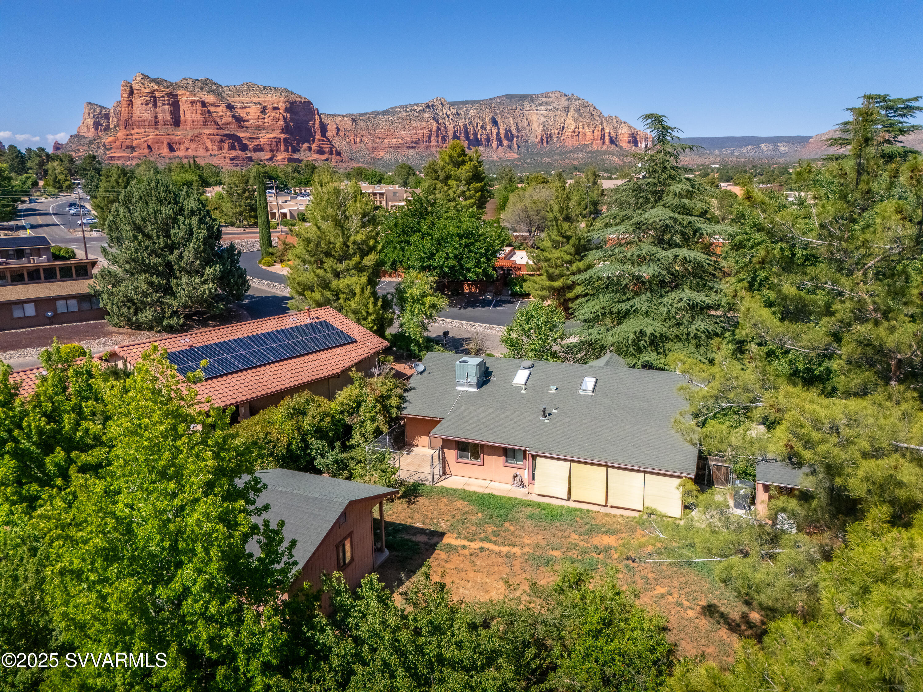 60 Rain Trail Rd