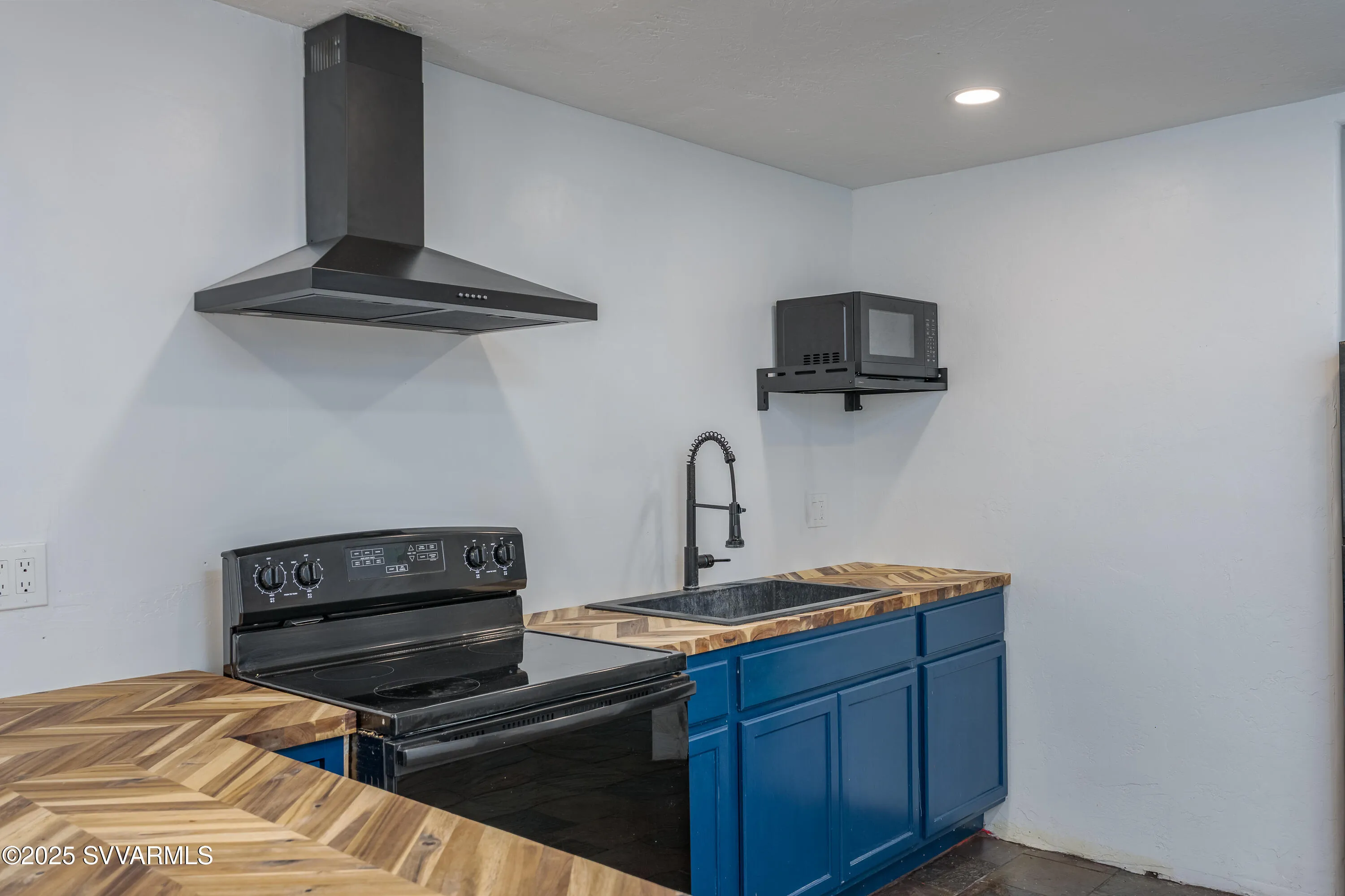 Cornville, Arizona 86325, United States, 2 Bedrooms Bedrooms, ,1 BathroomBathrooms,Residential,Active,125169