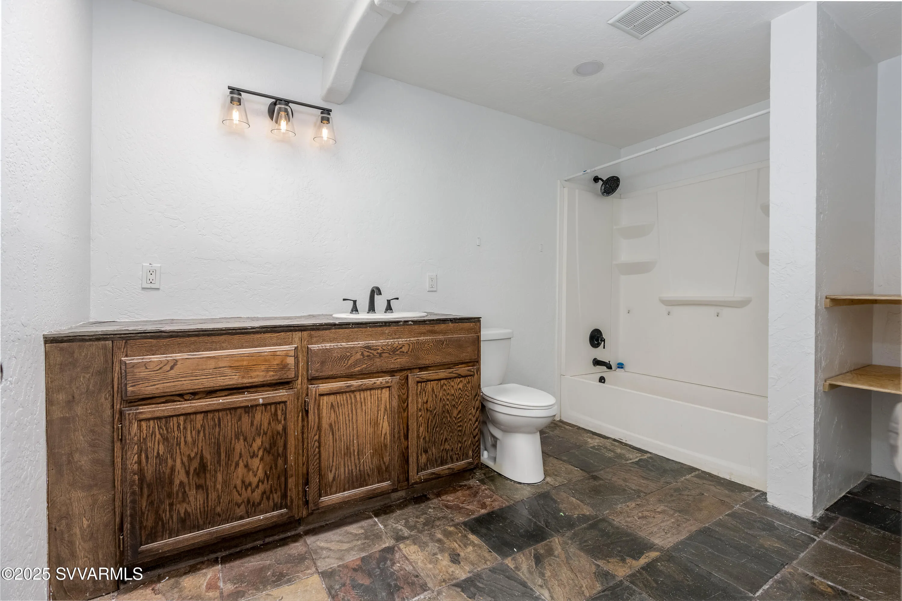 Cornville, Arizona 86325, United States, 2 Bedrooms Bedrooms, ,1 BathroomBathrooms,Residential,Active,125169