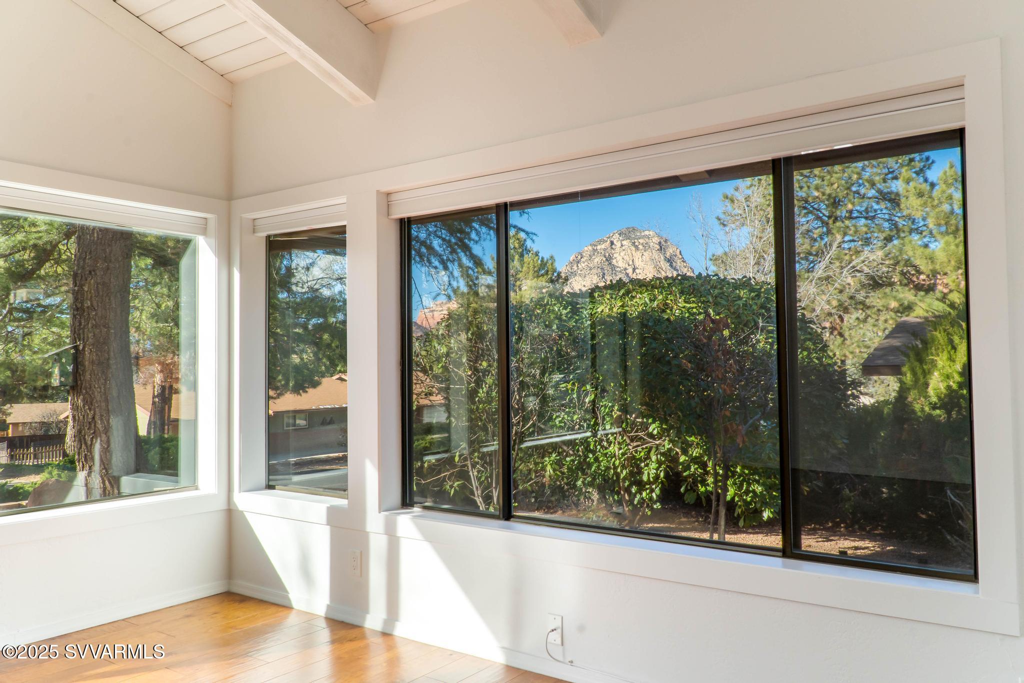 180 Sierra Rd