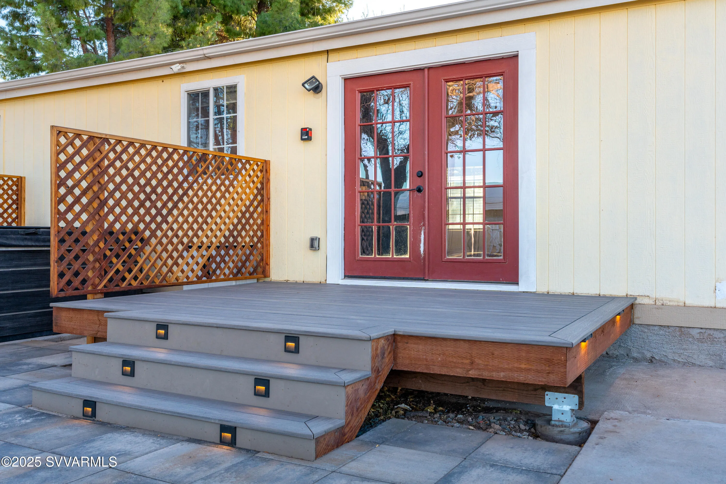 Cottonwood, Arizona 86326, United States, 3 Bedrooms Bedrooms, ,2 BathroomsBathrooms,Residential,Pending,79279