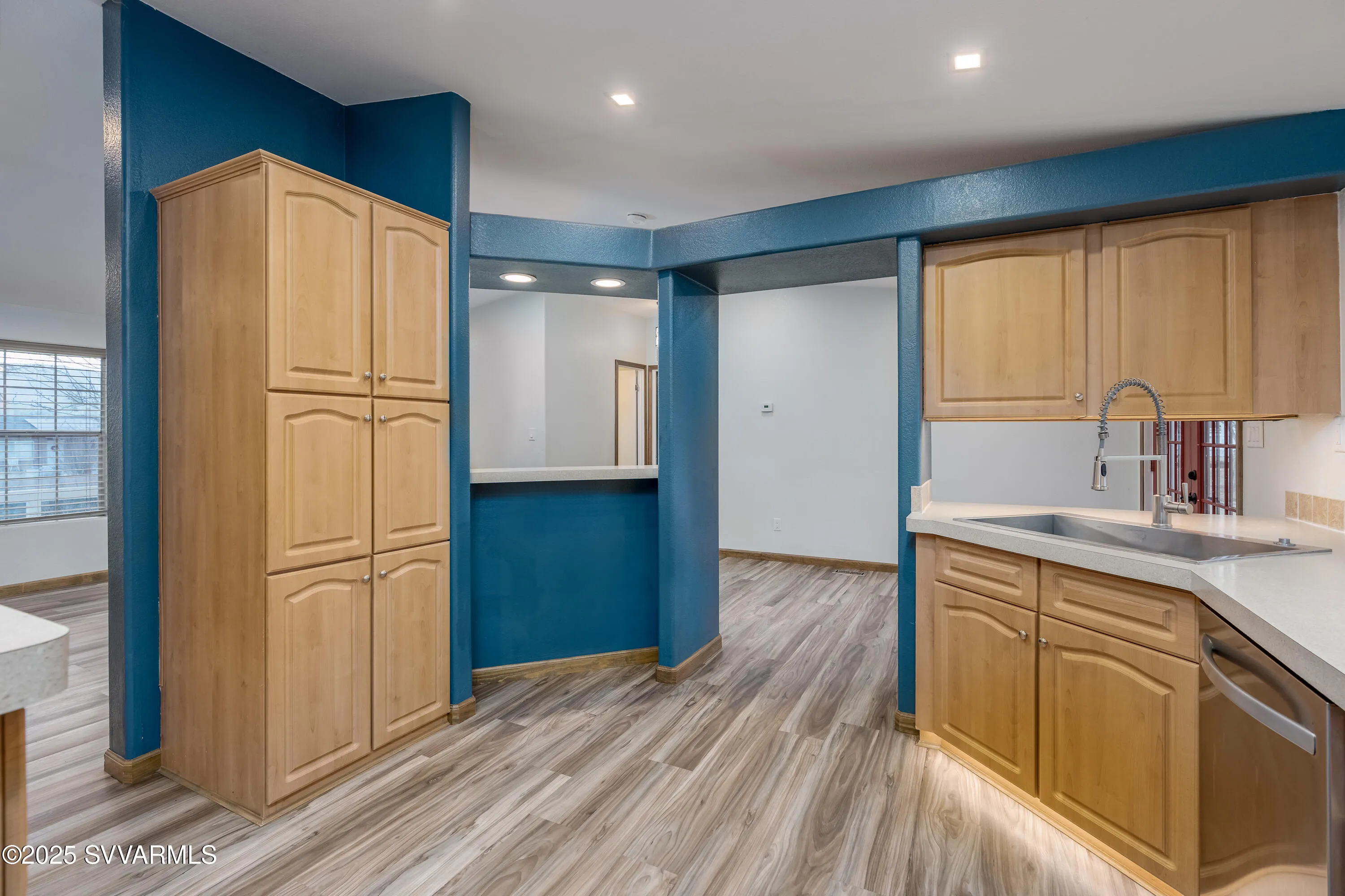 Cottonwood, Arizona 86326, United States, 3 Bedrooms Bedrooms, ,2 BathroomsBathrooms,Residential,Pending,79279