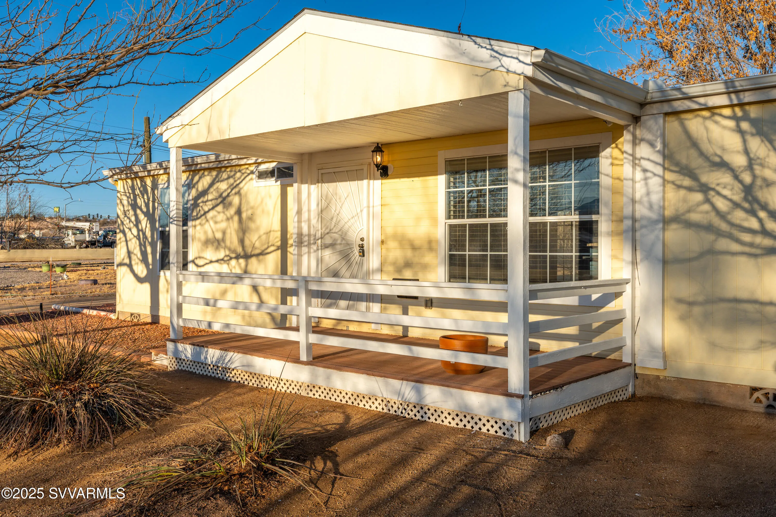 Cottonwood, Arizona 86326, United States, 3 Bedrooms Bedrooms, ,2 BathroomsBathrooms,Residential,Pending,79279