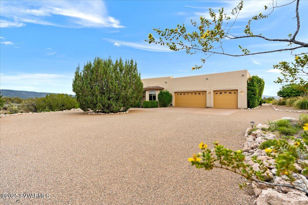 6750 N Pinyon Pine Circle