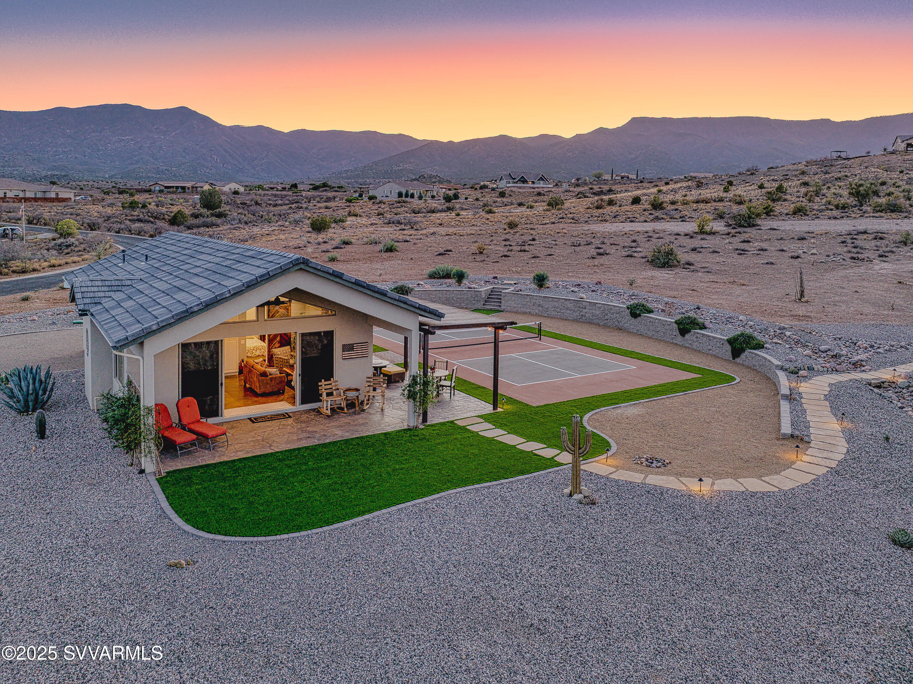 1385 E Partridge Court