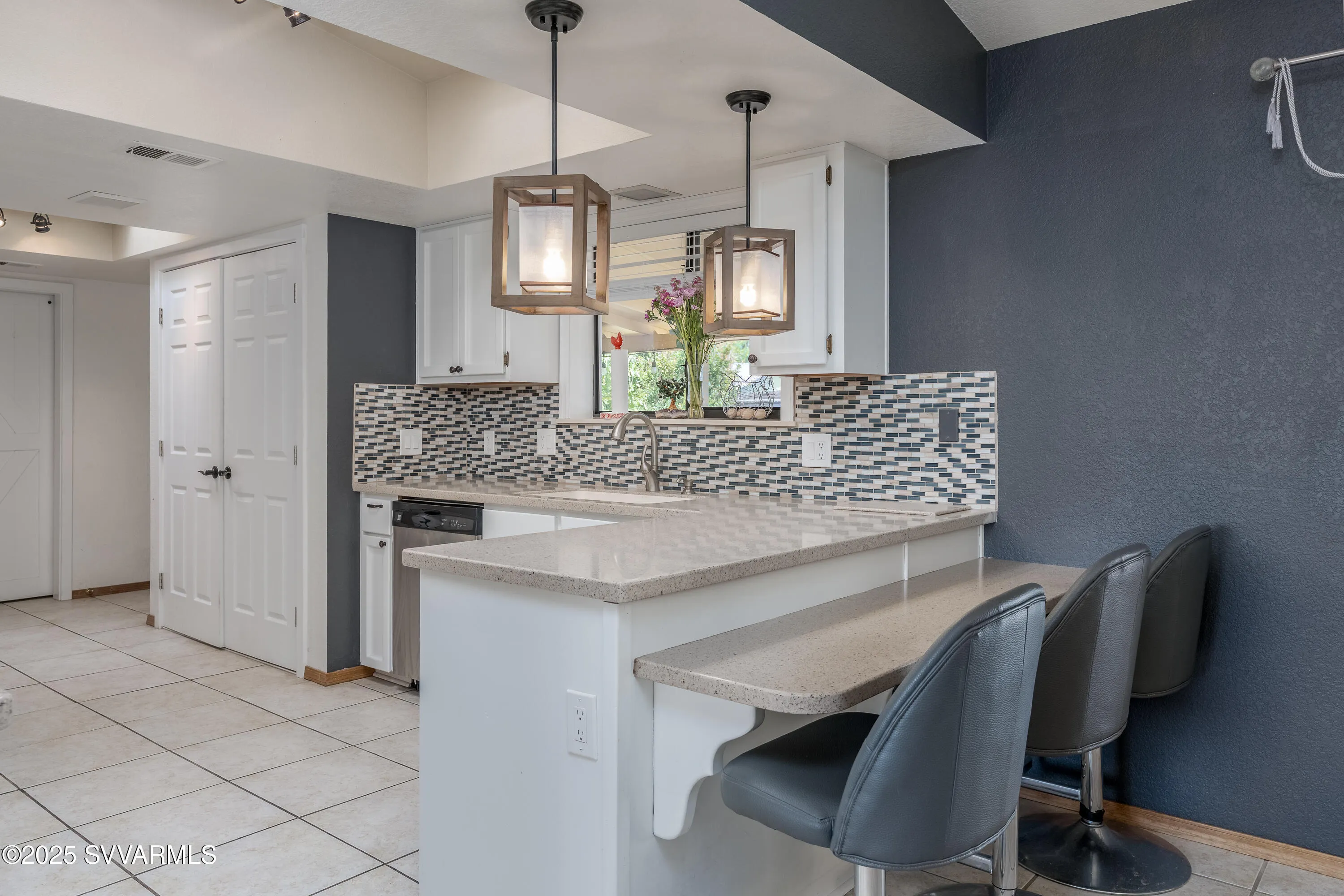 Cottonwood, Arizona 86326, United States, 2 Bedrooms Bedrooms, ,2 BathroomsBathrooms,Residential,Pending,132415