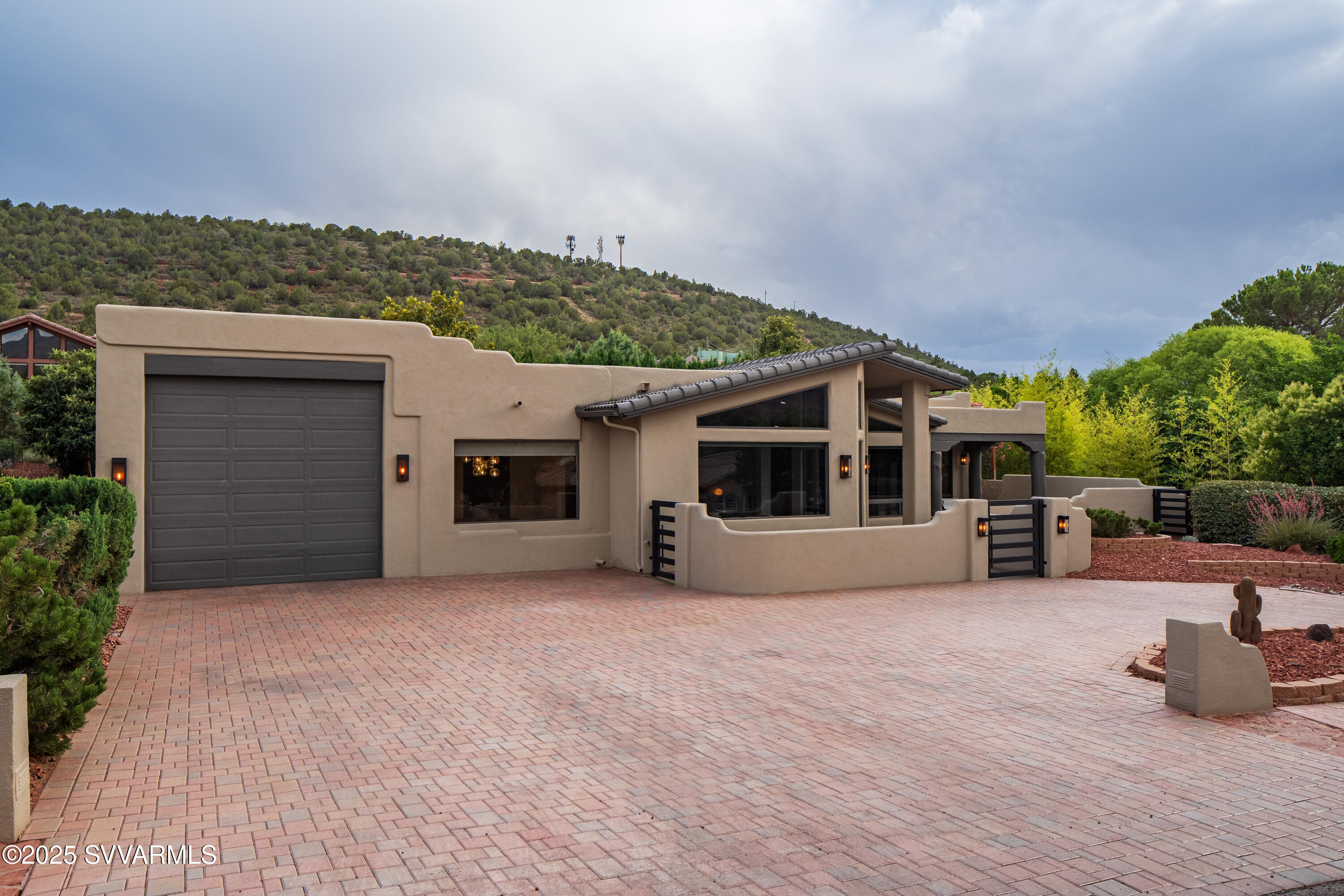 335 Saddlerock Circle