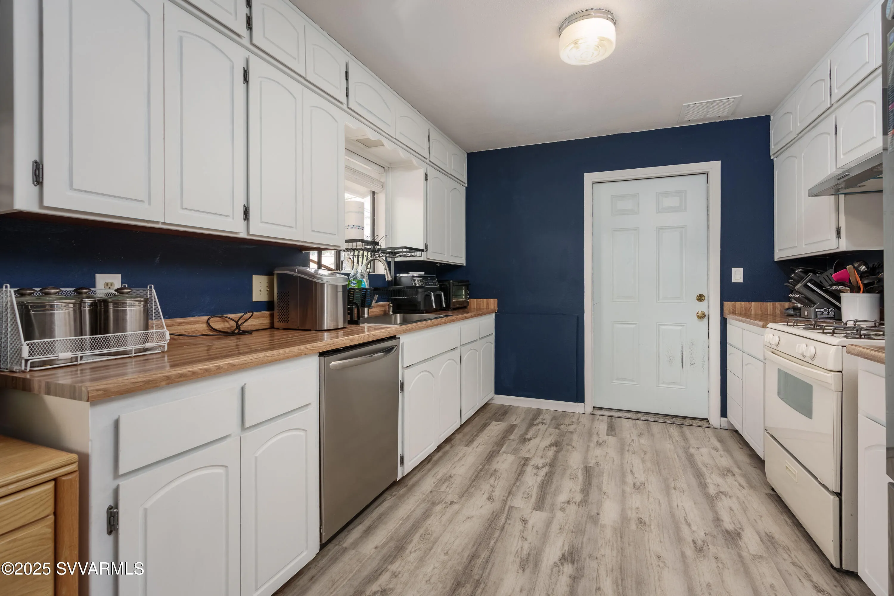 Cottonwood, Arizona 86326, United States, 3 Bedrooms Bedrooms, ,1 BathroomBathrooms,Residential,Active,14857