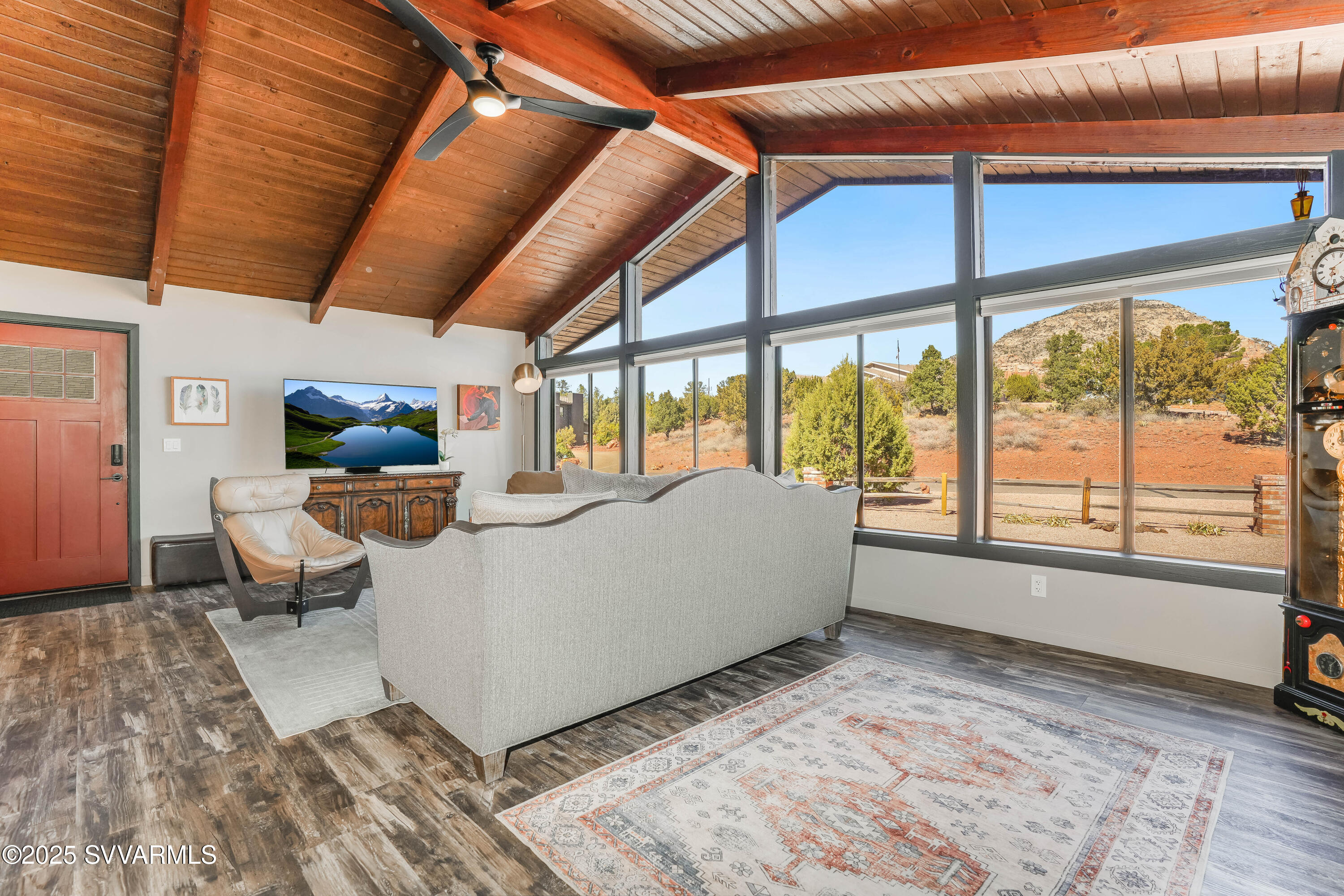 325 Kachina Drive