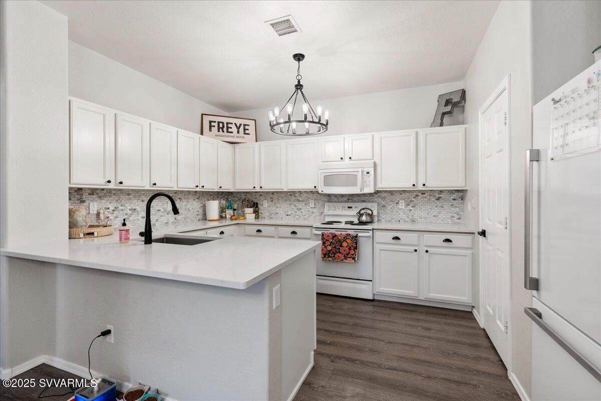 1629 Avenida Rio Verde