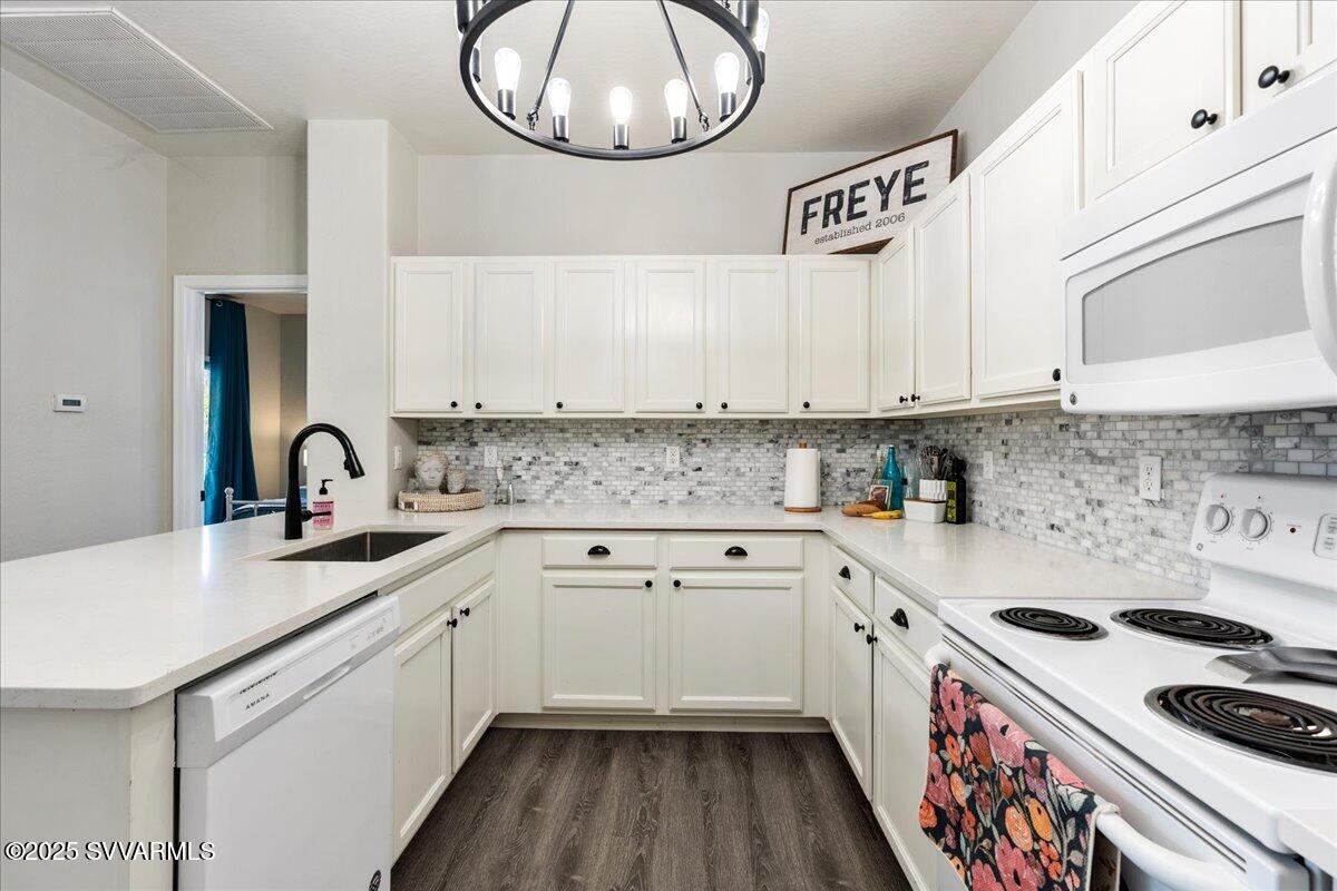 1629 Avenida Rio Verde