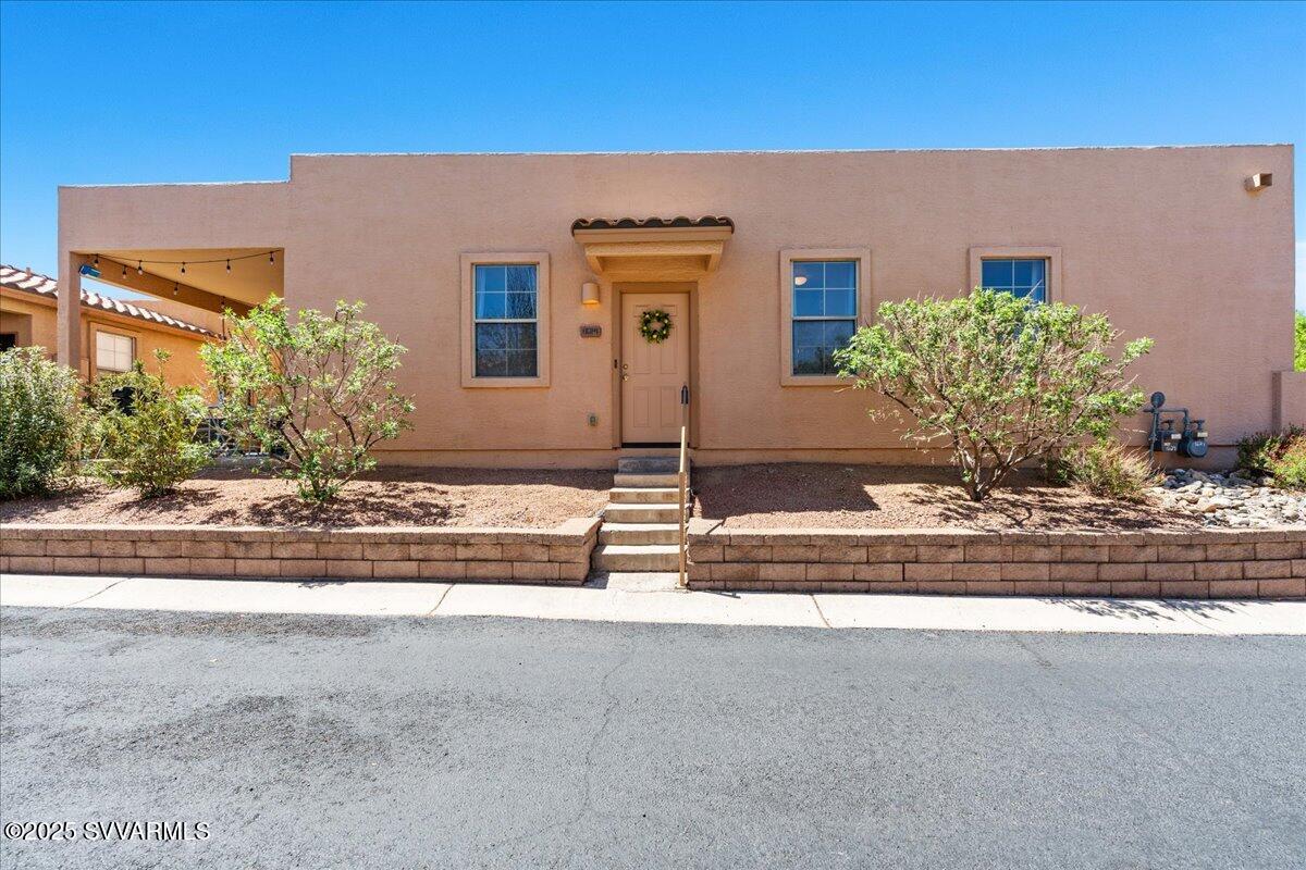 1629 Avenida Rio Verde