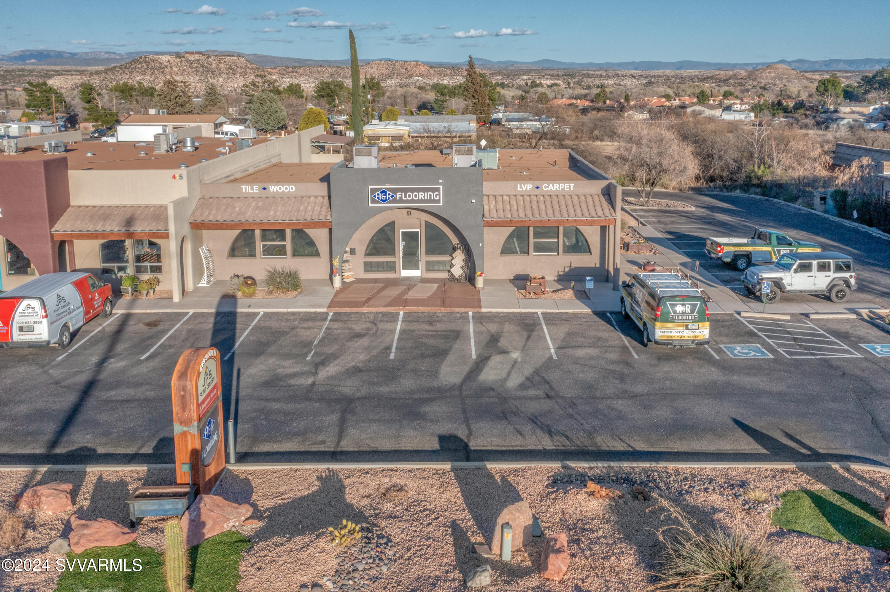 415 S Main St