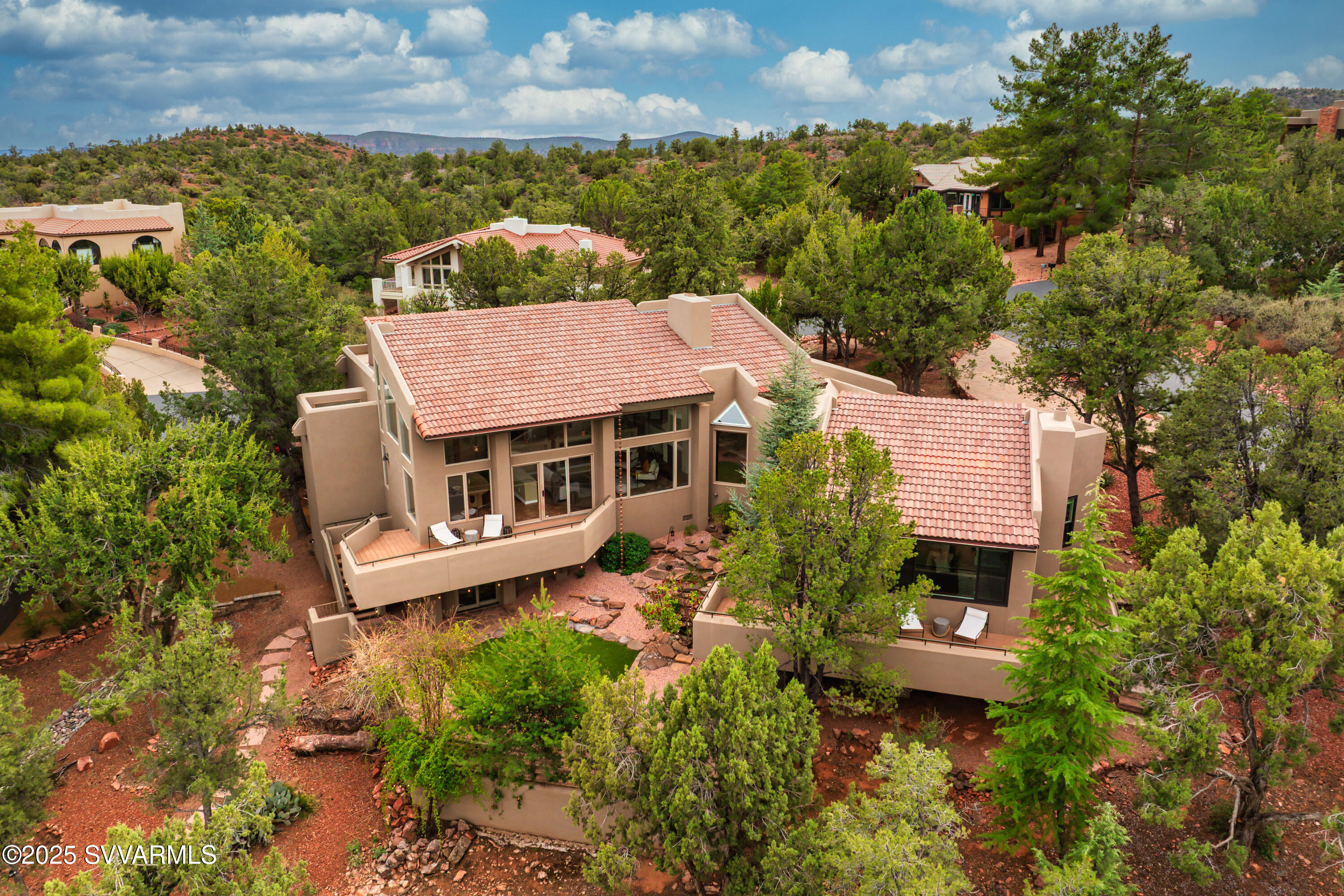 240 Racquet Rd