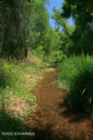 9500 E Willow Point Rd