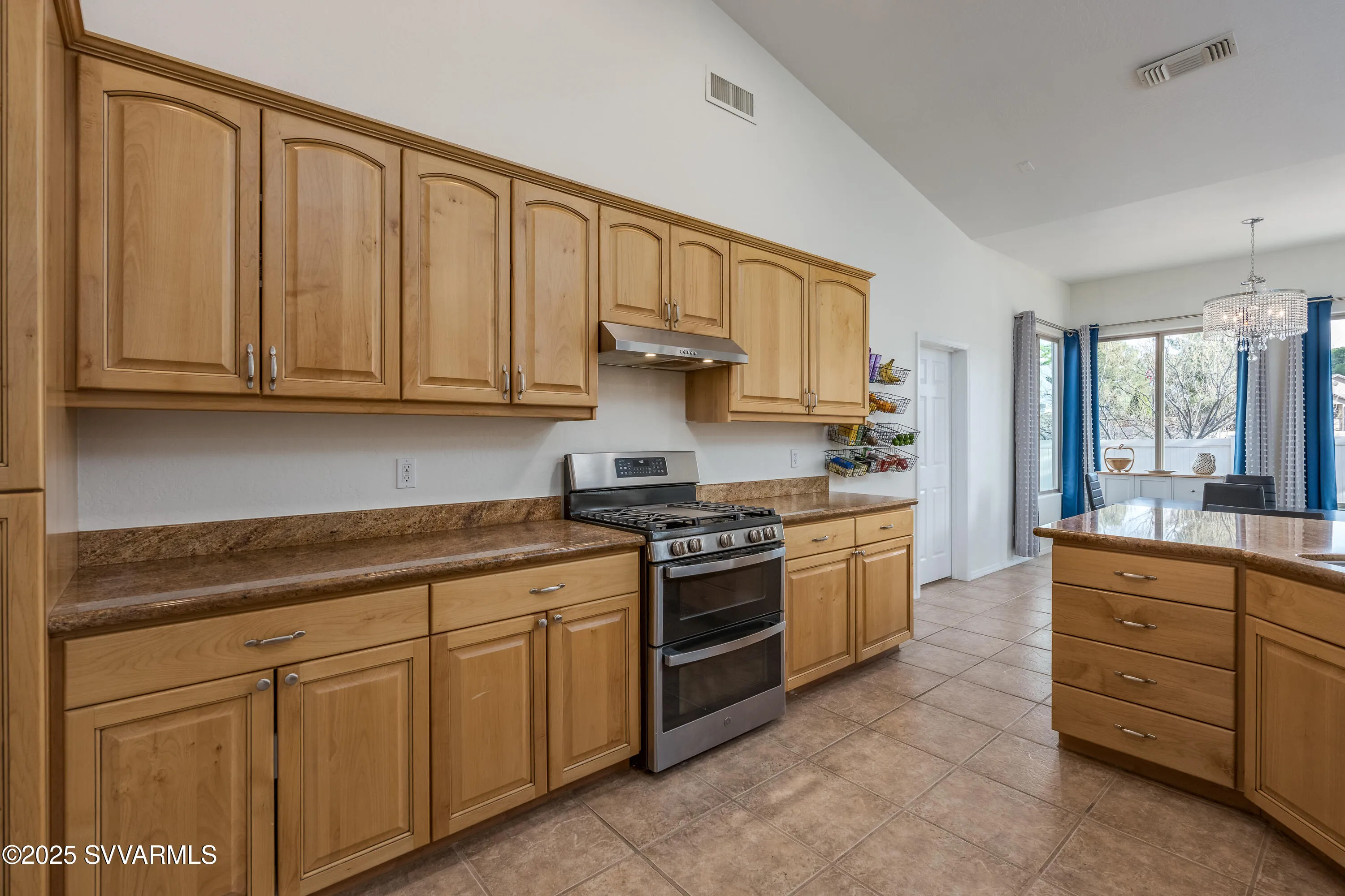 Cottonwood, Arizona 86326, United States, 3 Bedrooms Bedrooms, ,2 BathroomsBathrooms,Residential,Pending,107124