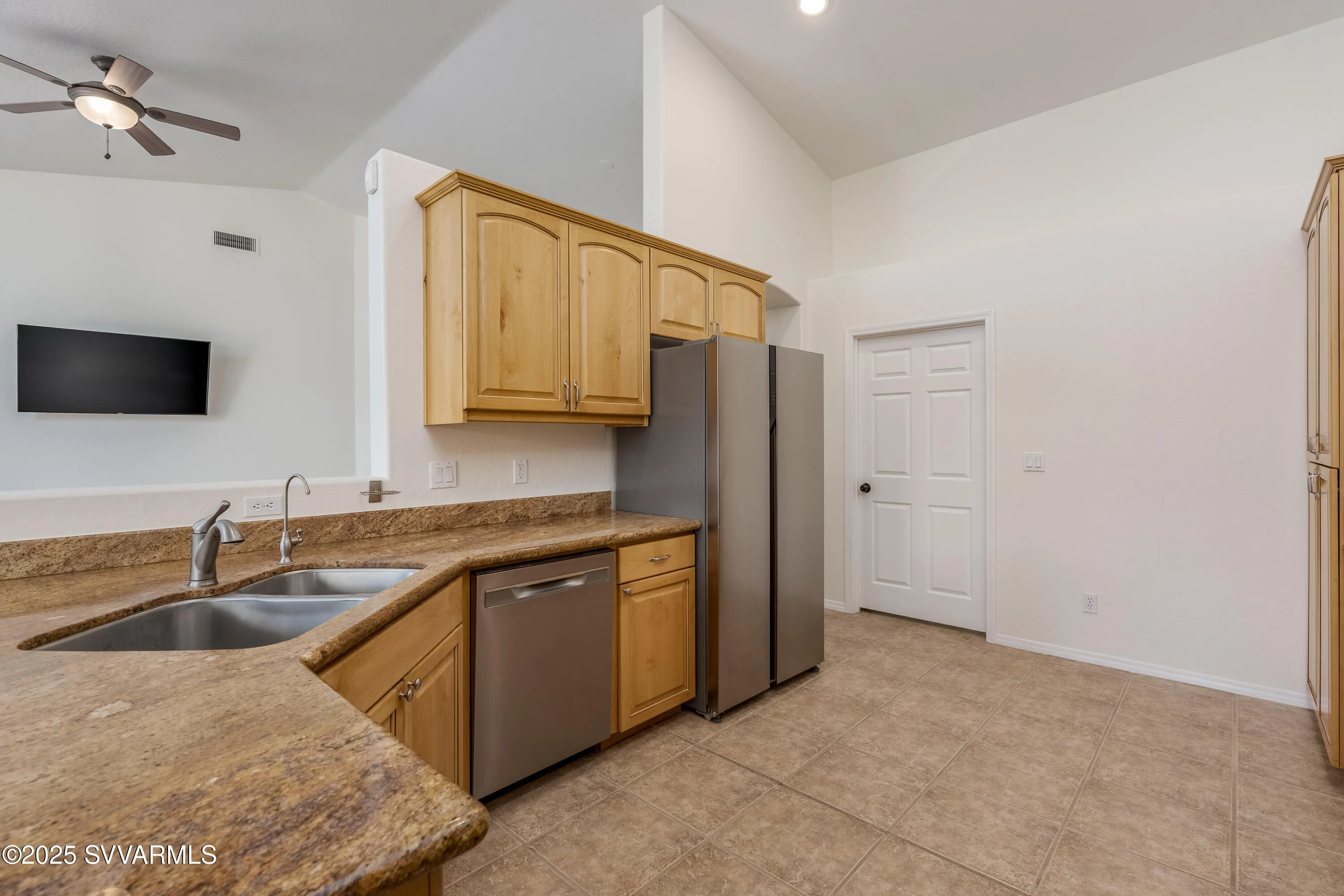 Cottonwood, Arizona 86326, United States, 3 Bedrooms Bedrooms, ,2 BathroomsBathrooms,Residential,Pending,107124