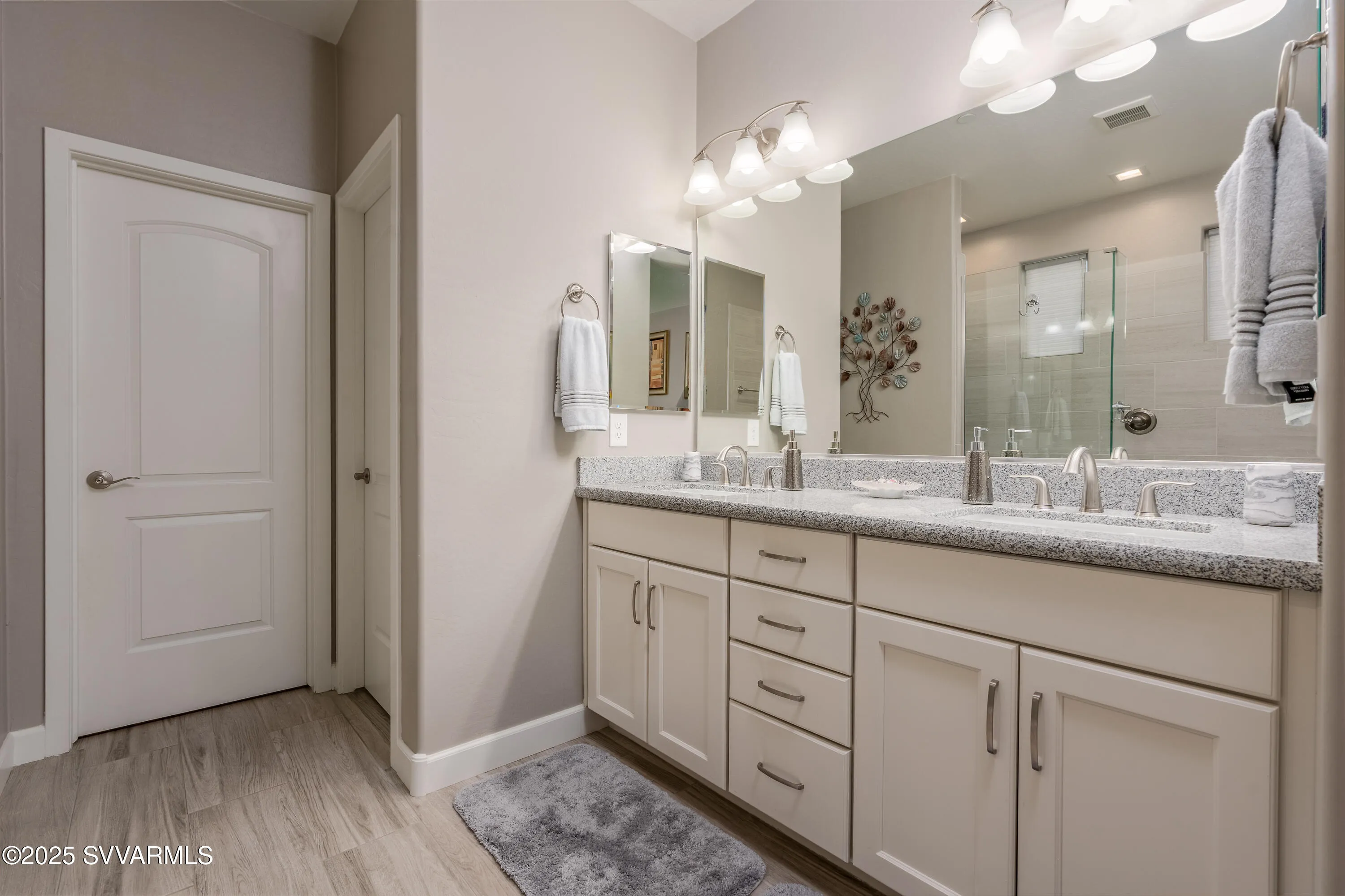 Clarkdale, Arizona 86324, United States, 3 Bedrooms Bedrooms, ,3 BathroomsBathrooms,Residential,Contingent,79934