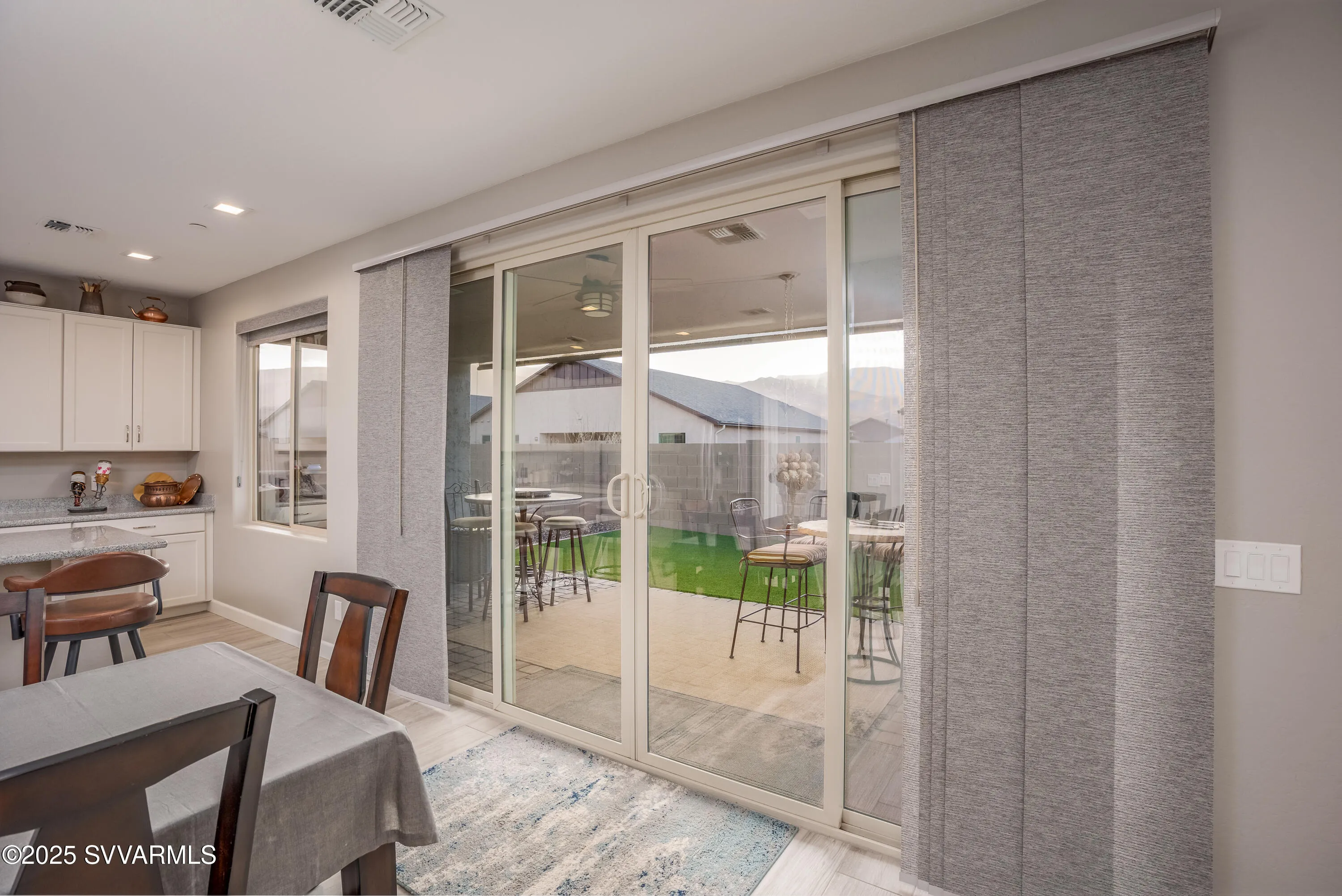 Clarkdale, Arizona 86324, United States, 3 Bedrooms Bedrooms, ,3 BathroomsBathrooms,Residential,Contingent,79934